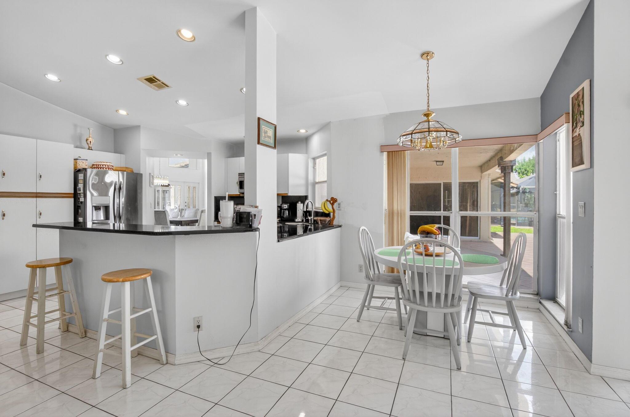 9645 Carousel Circle N