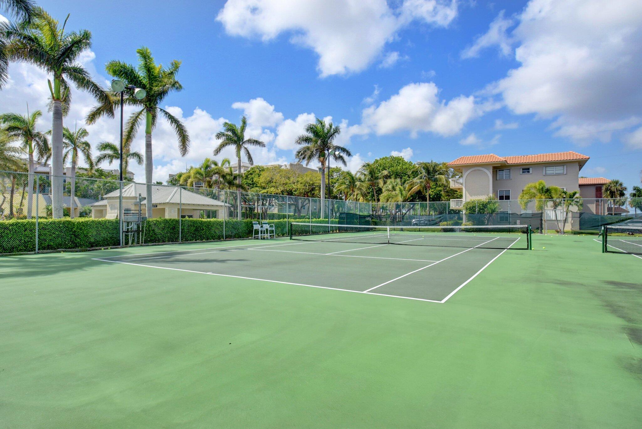 22 Royal Palm Way 205