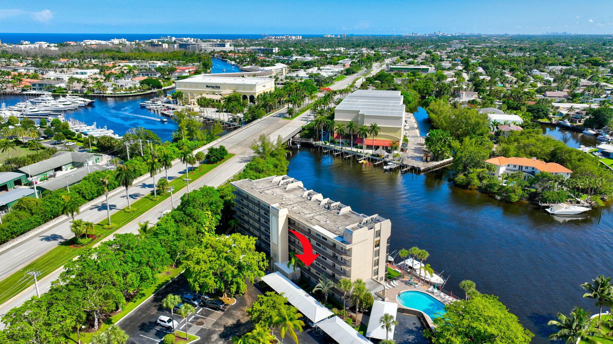 22 Royal Palm Way 205
