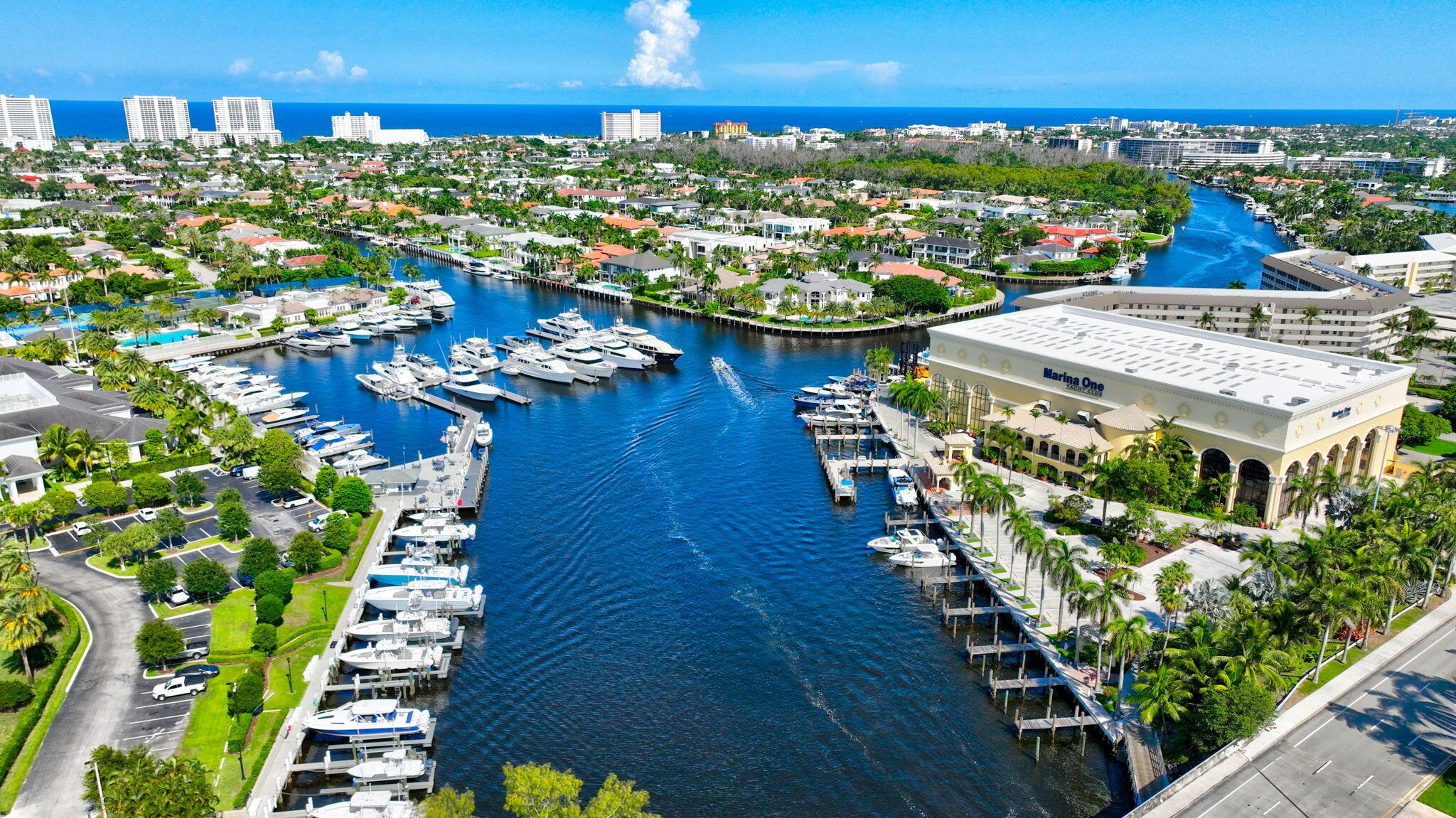 22 Royal Palm Way 205