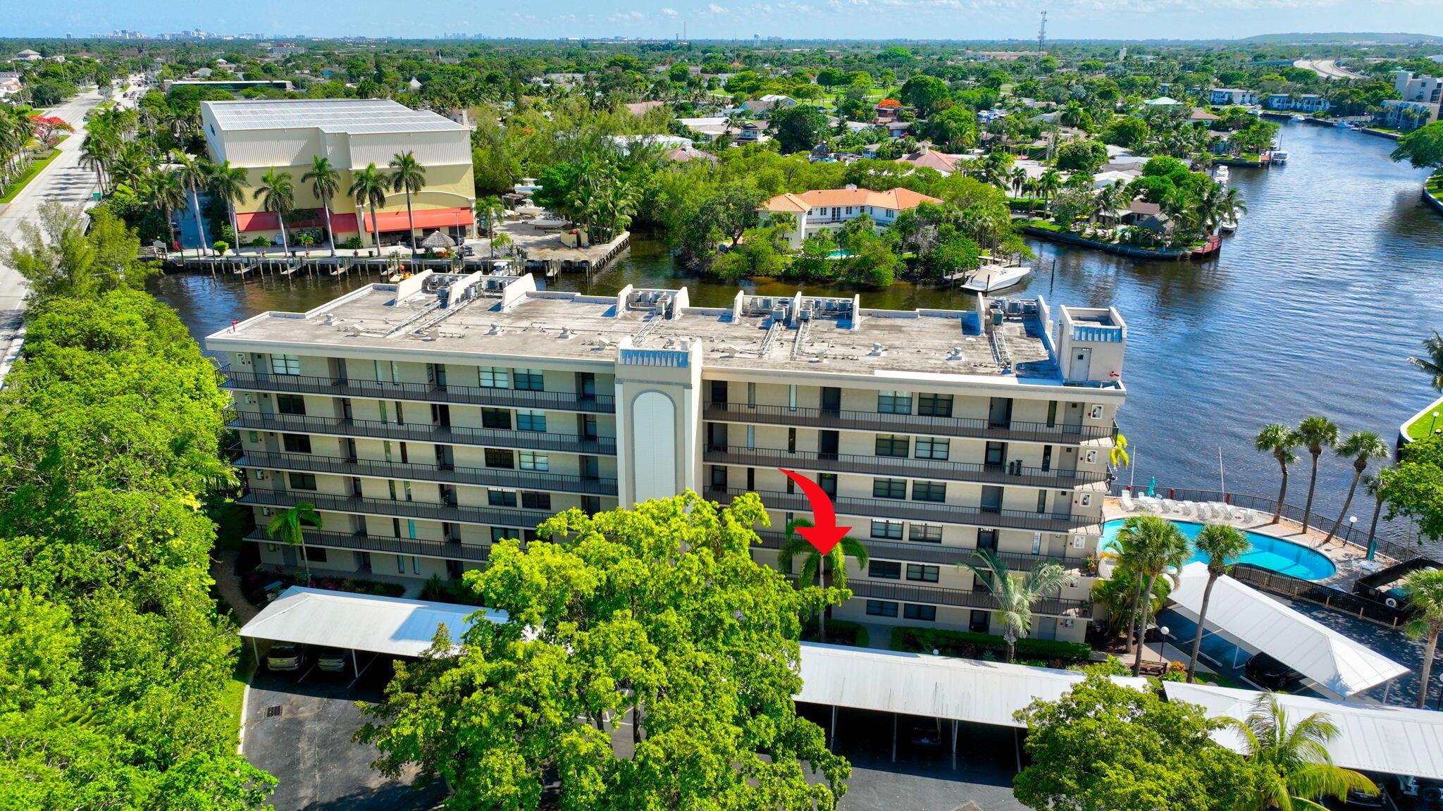 22 Royal Palm Way 205
