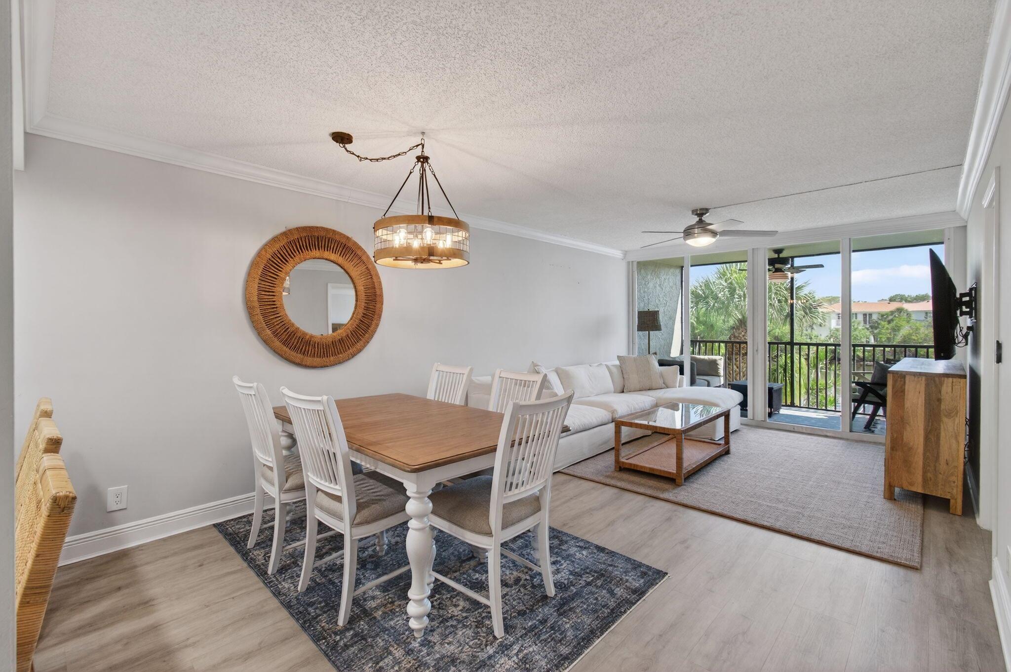 22 Royal Palm Way 205