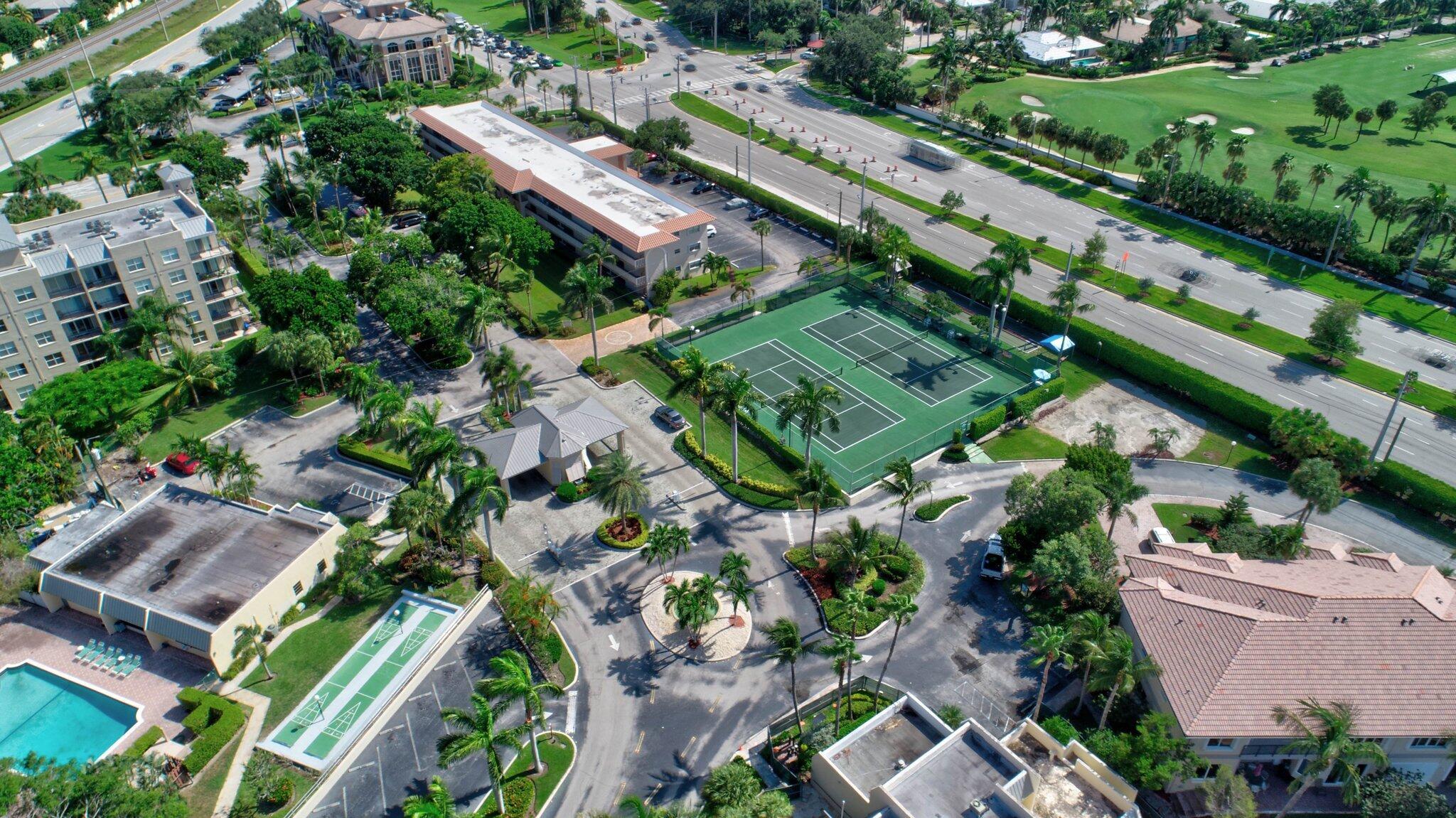 22 Royal Palm Way 205