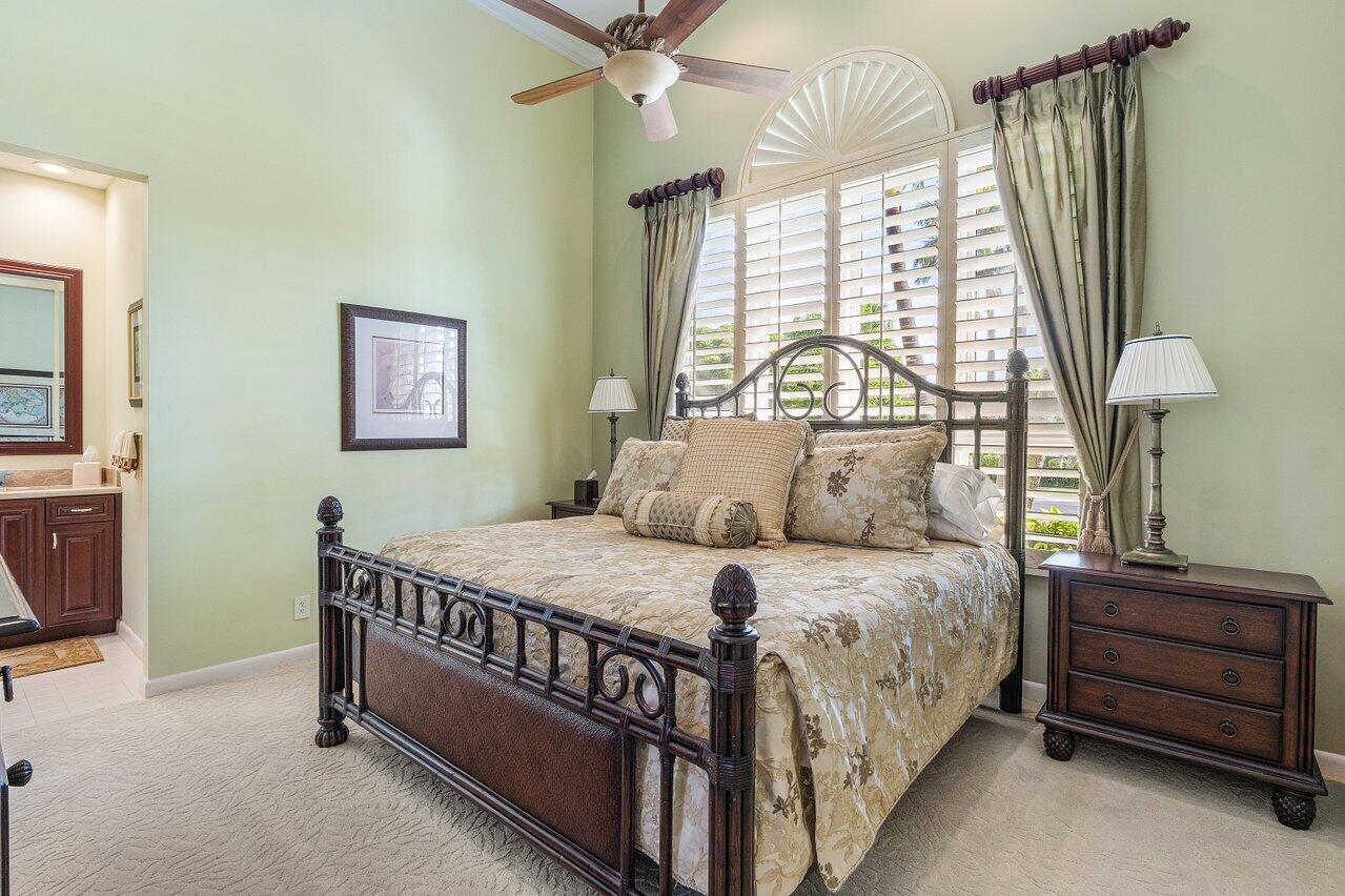 4484 Bocaire Blvd Boulevard