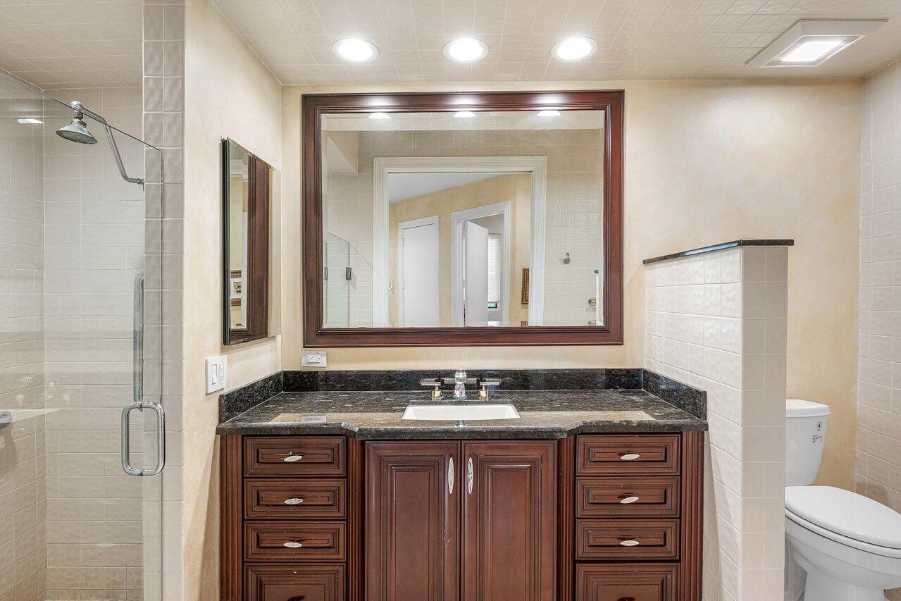 4484 Bocaire Blvd Boulevard