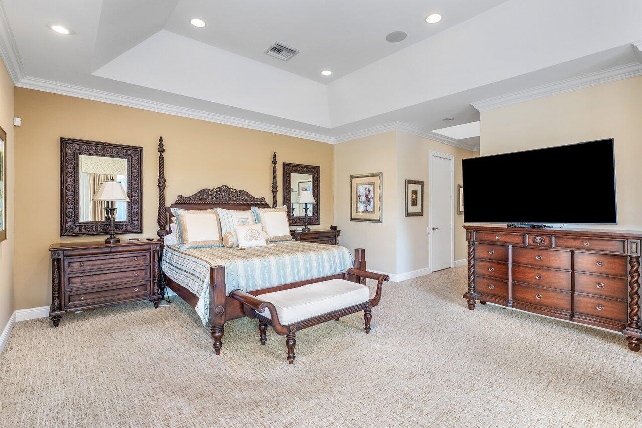 4484 Bocaire Blvd Boulevard