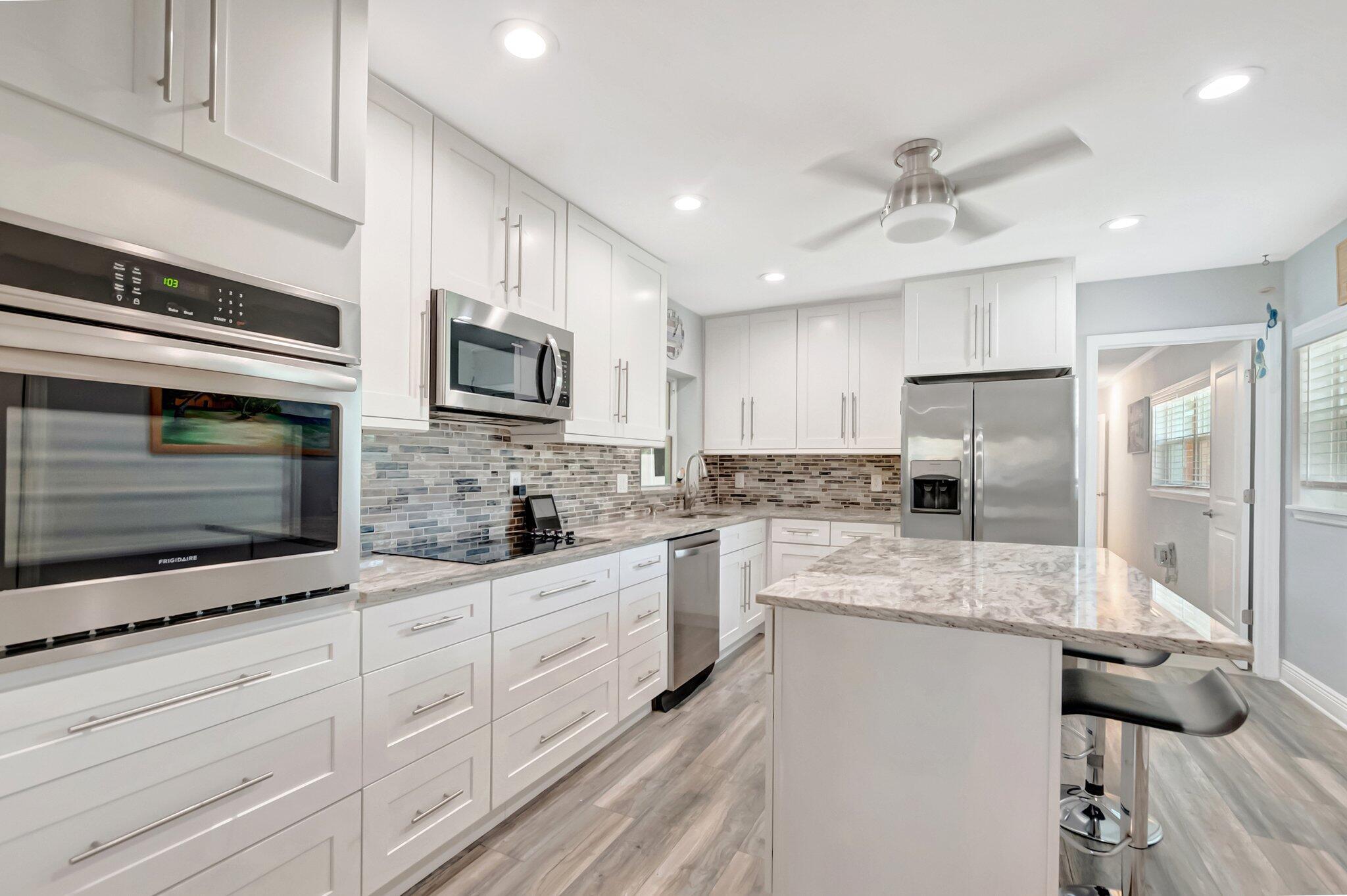 545 NW 13th Drive