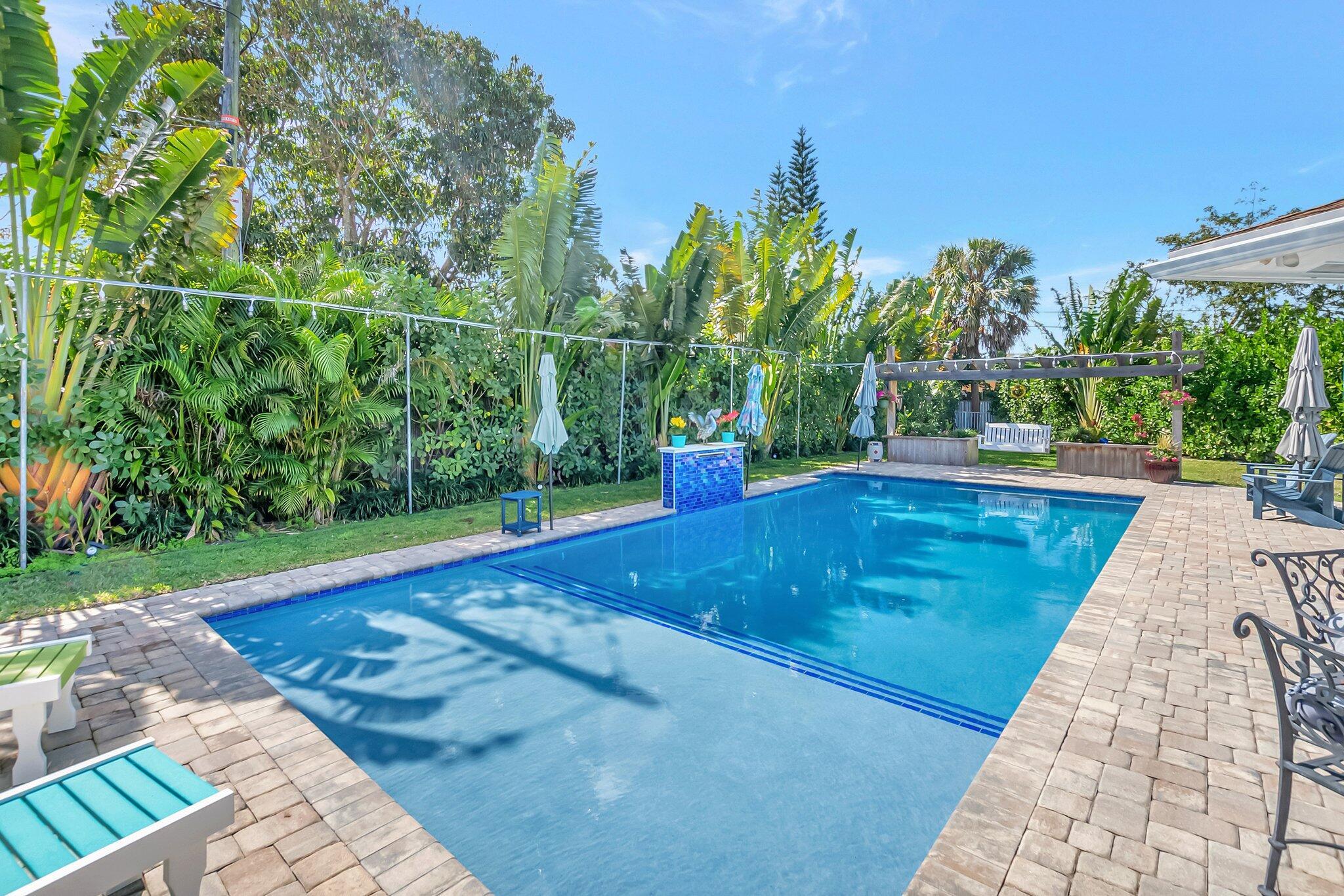 545 NW 13th Drive