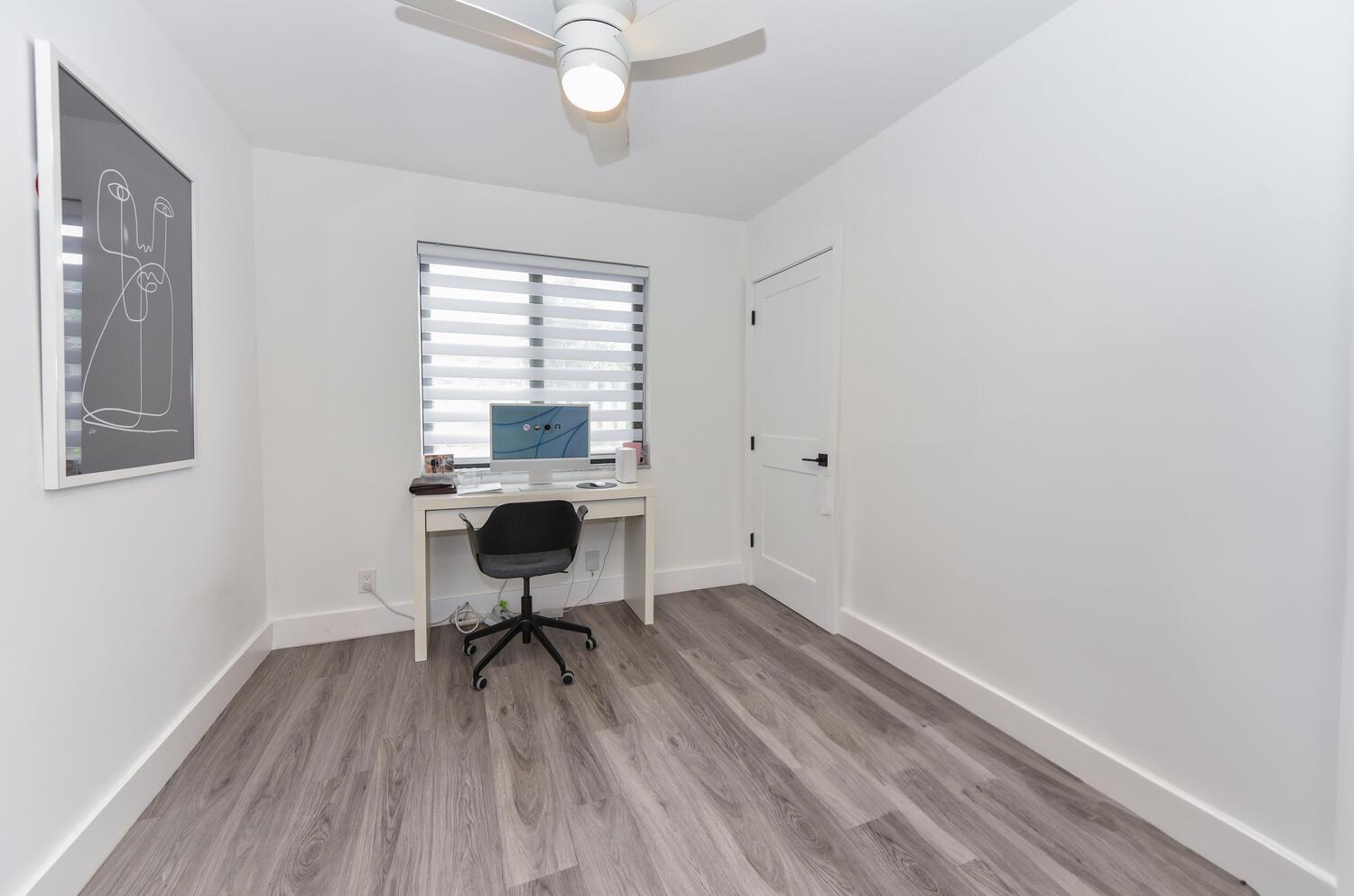 700 SW 4th Street