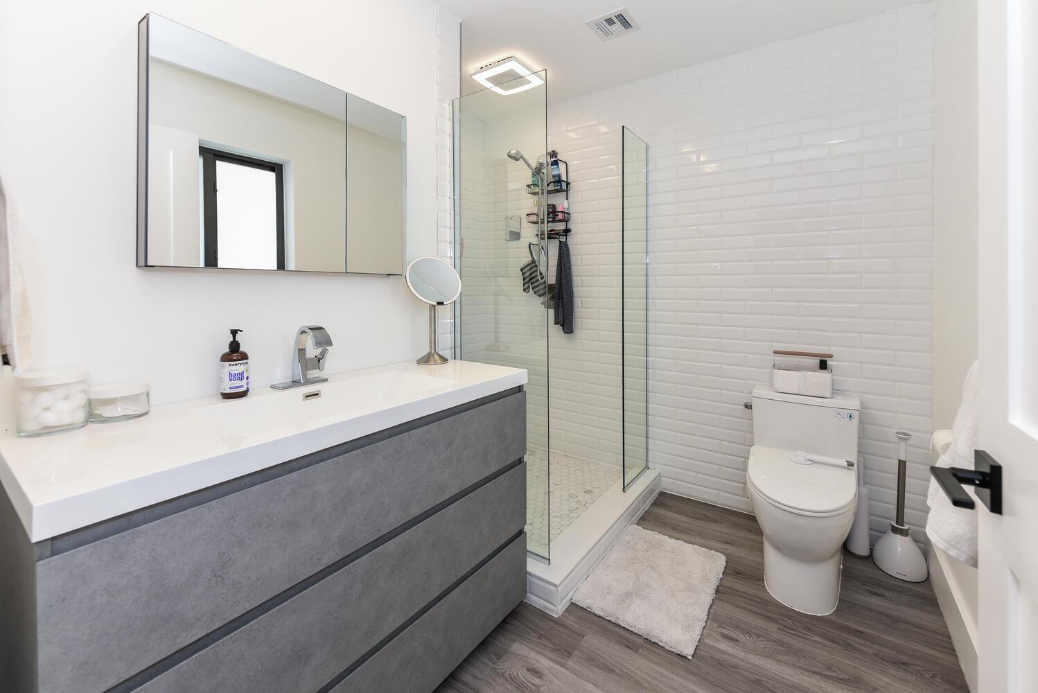 700 SW 4th Street