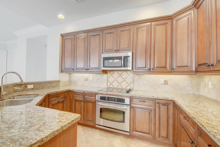 81 Via Poinciana Street