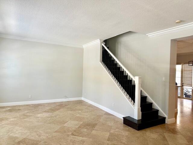 81 Via Poinciana Street