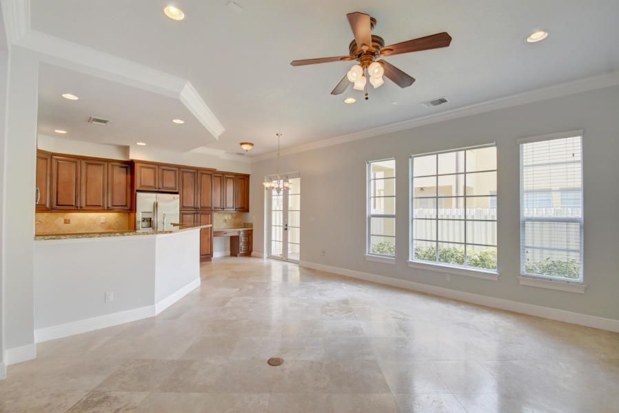 81 Via Poinciana Street