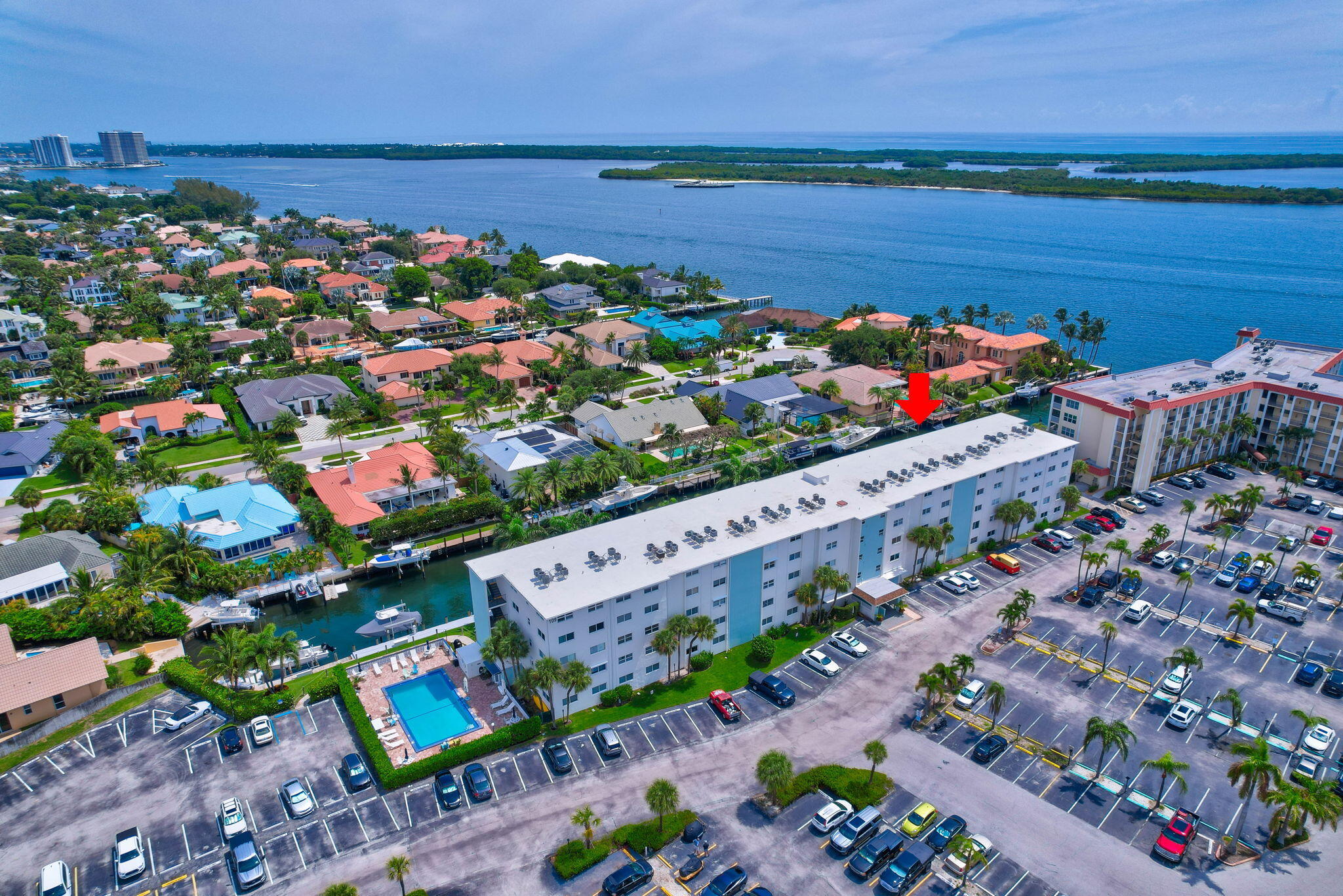 109 Paradise Harbour Boulevard 412