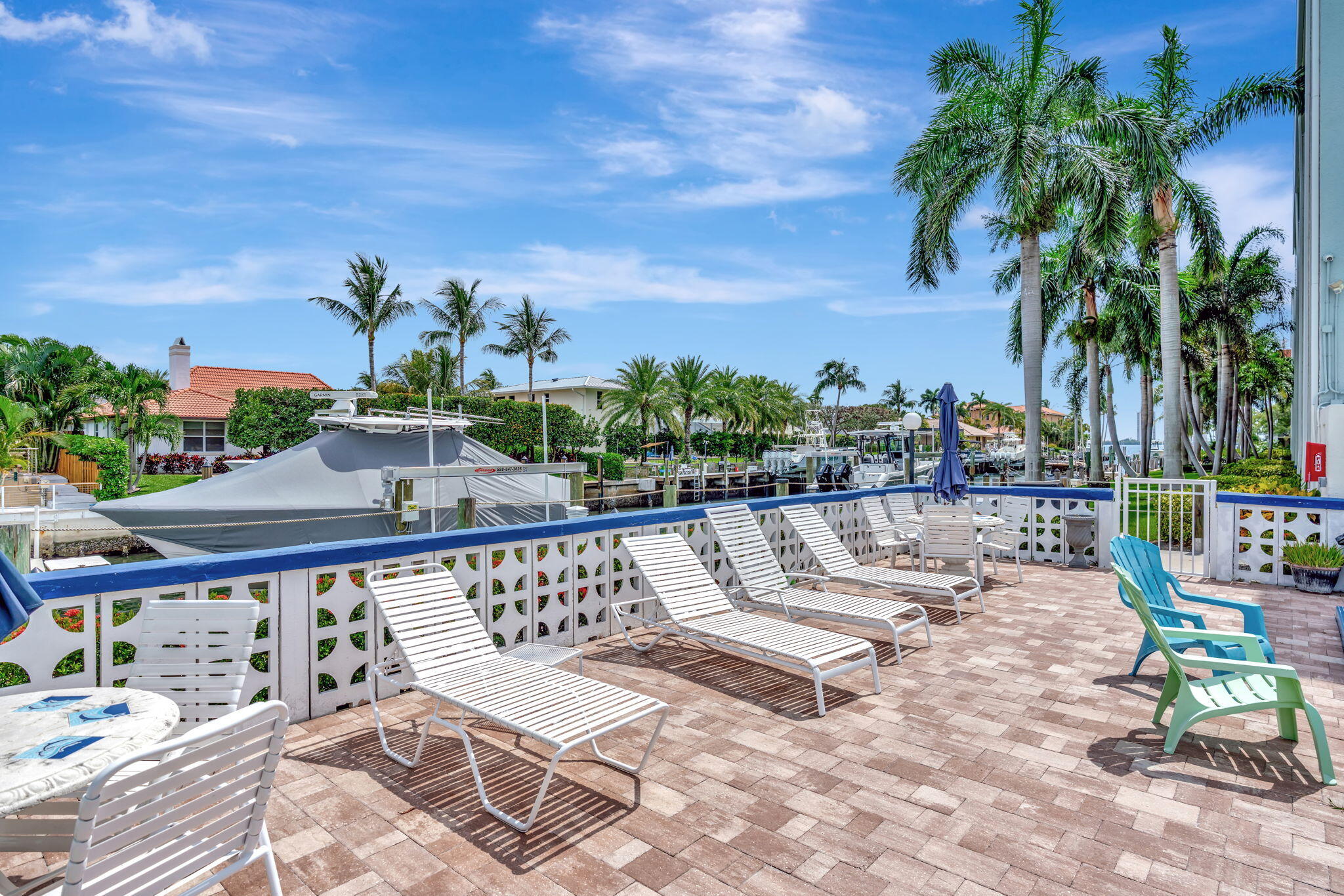 109 Paradise Harbour Boulevard 412