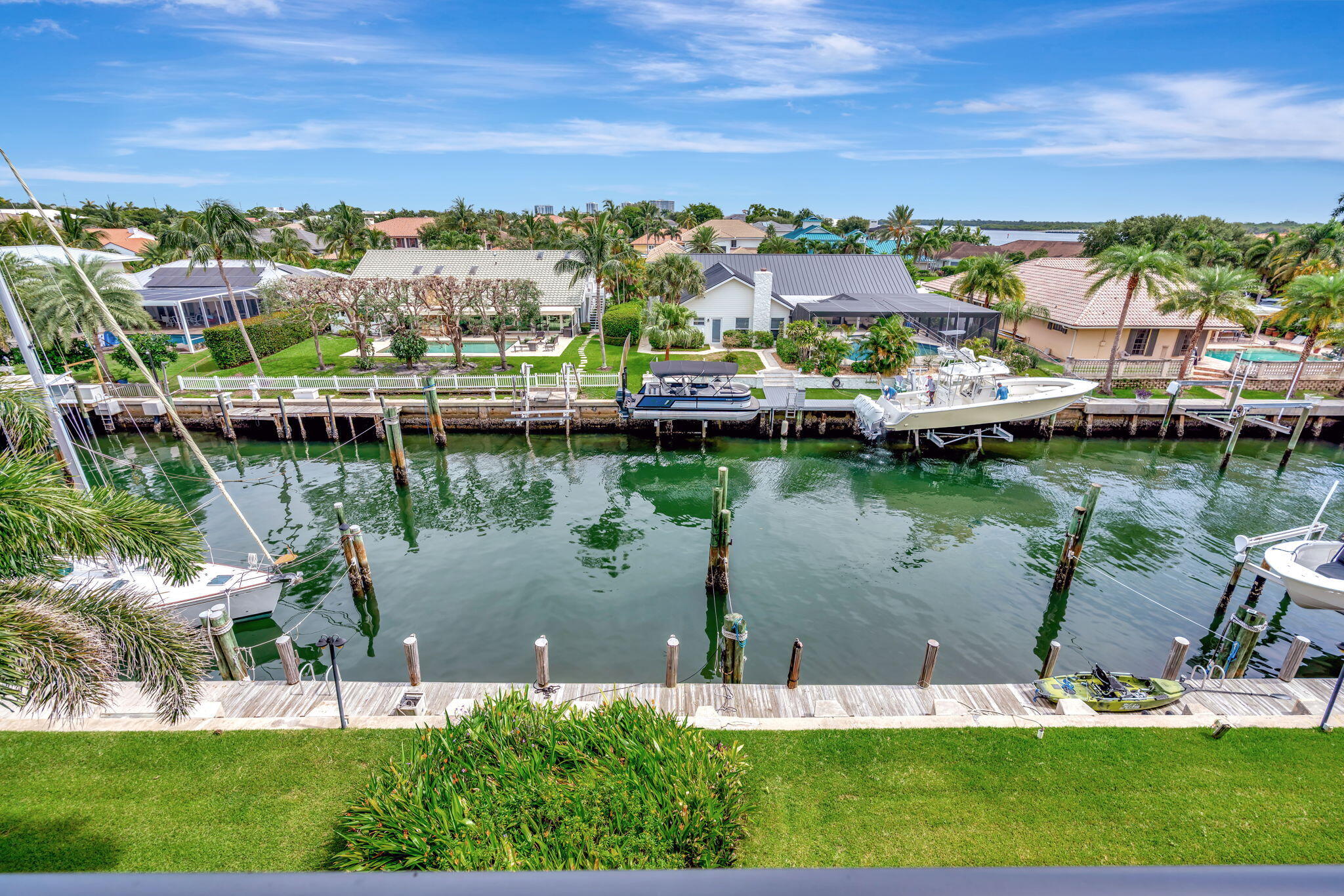 109 Paradise Harbour Boulevard 412