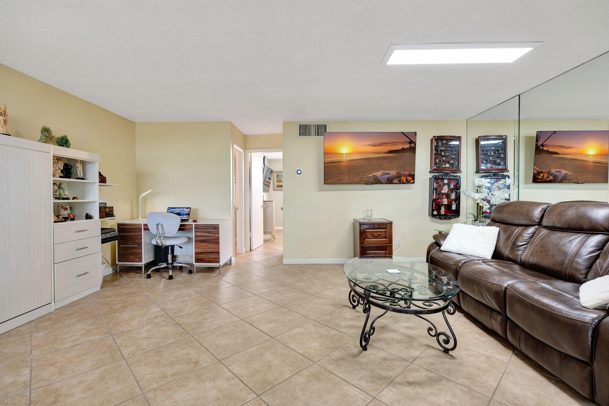 109 Paradise Harbour Boulevard 412