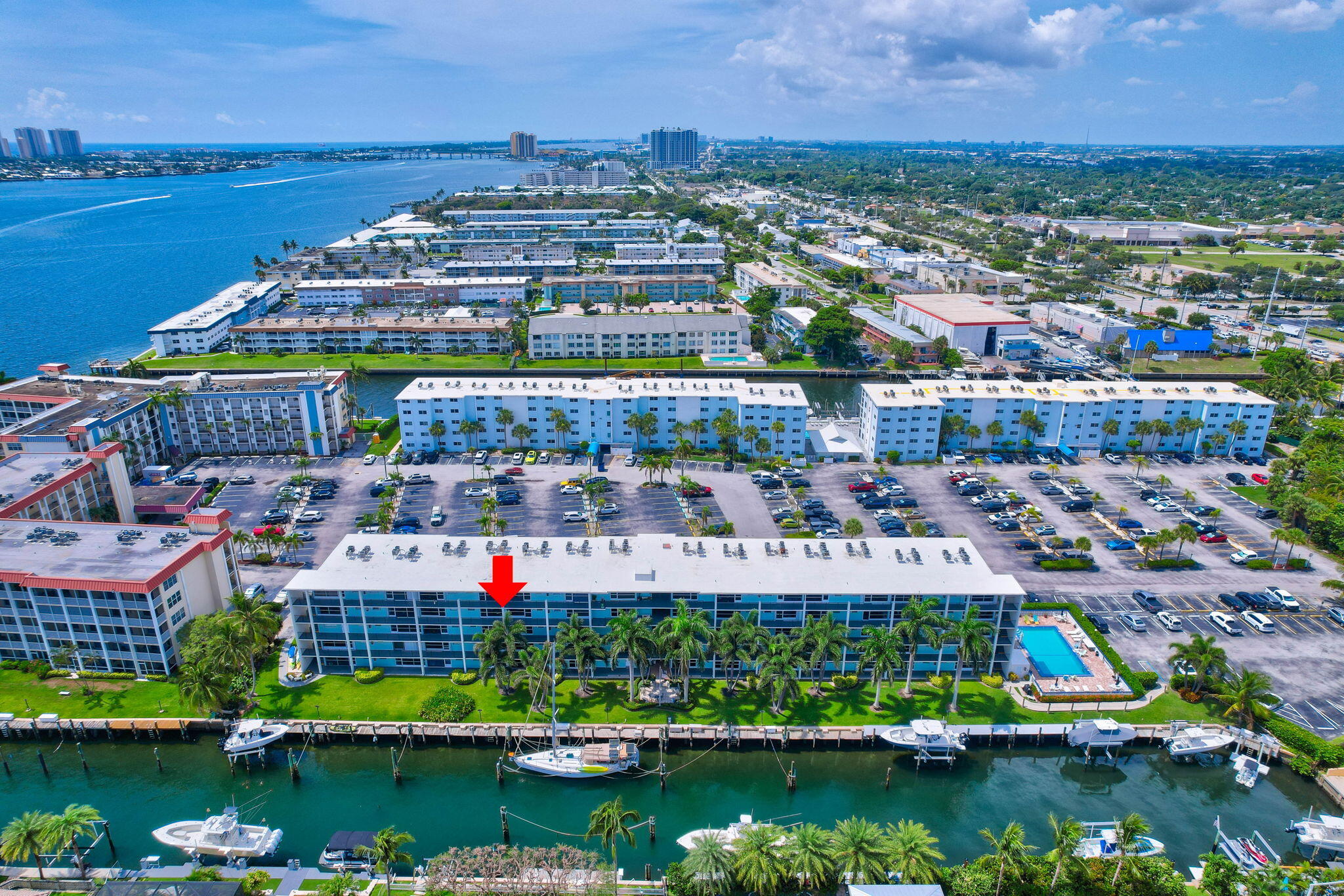 109 Paradise Harbour Boulevard 412