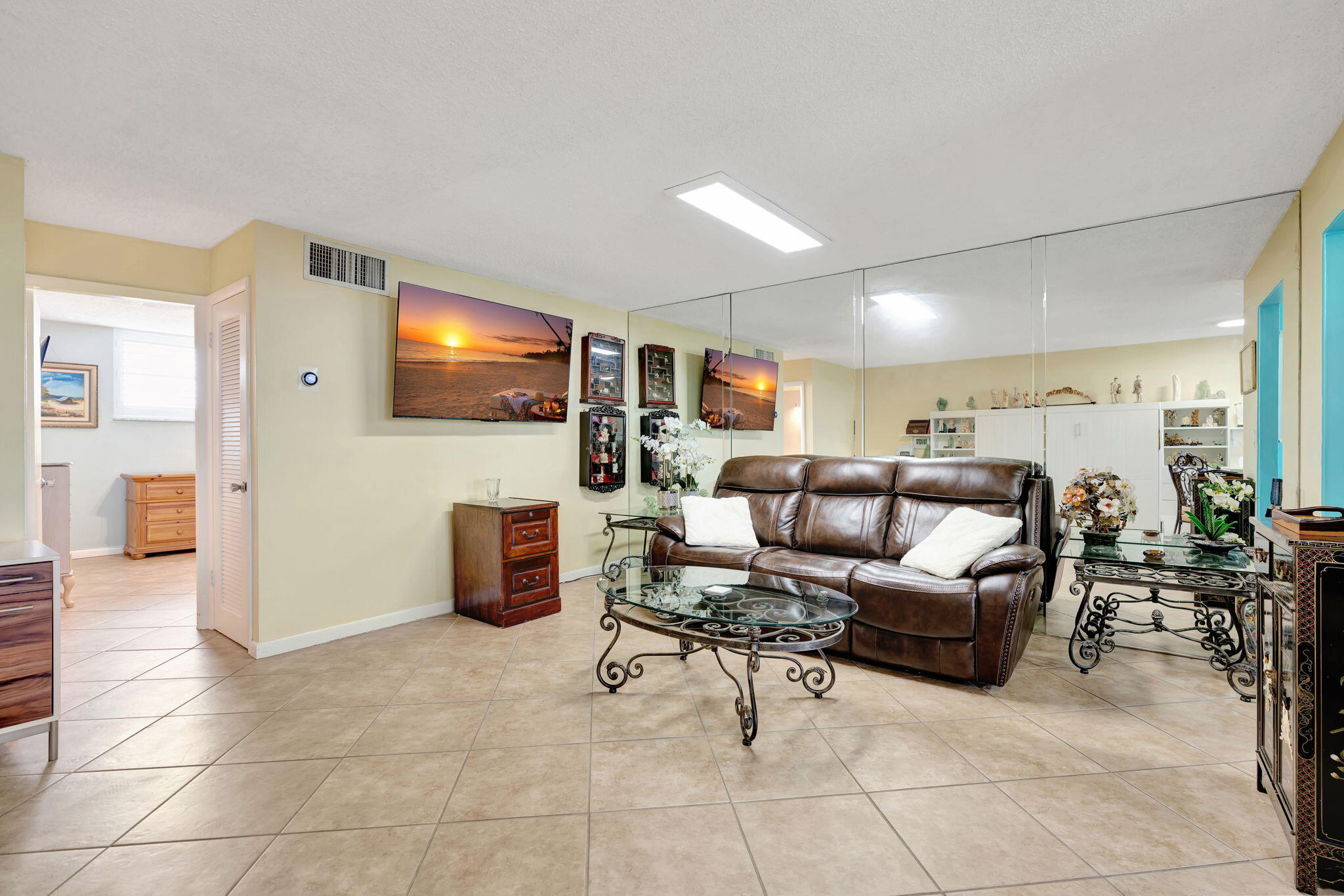 109 Paradise Harbour Boulevard 412