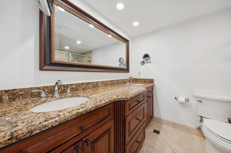 2200 S Ocean Boulevard 102