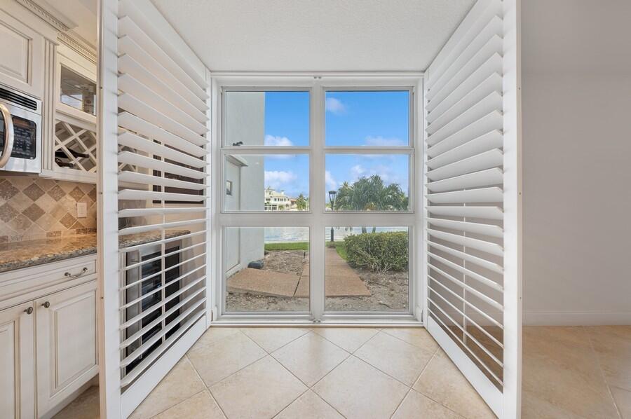 2200 S Ocean Boulevard 102