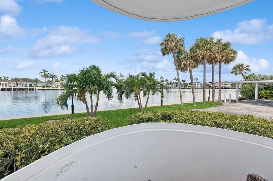 2200 S Ocean Boulevard 102