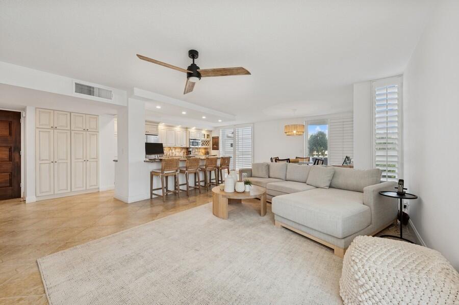 2200 S Ocean Boulevard 102