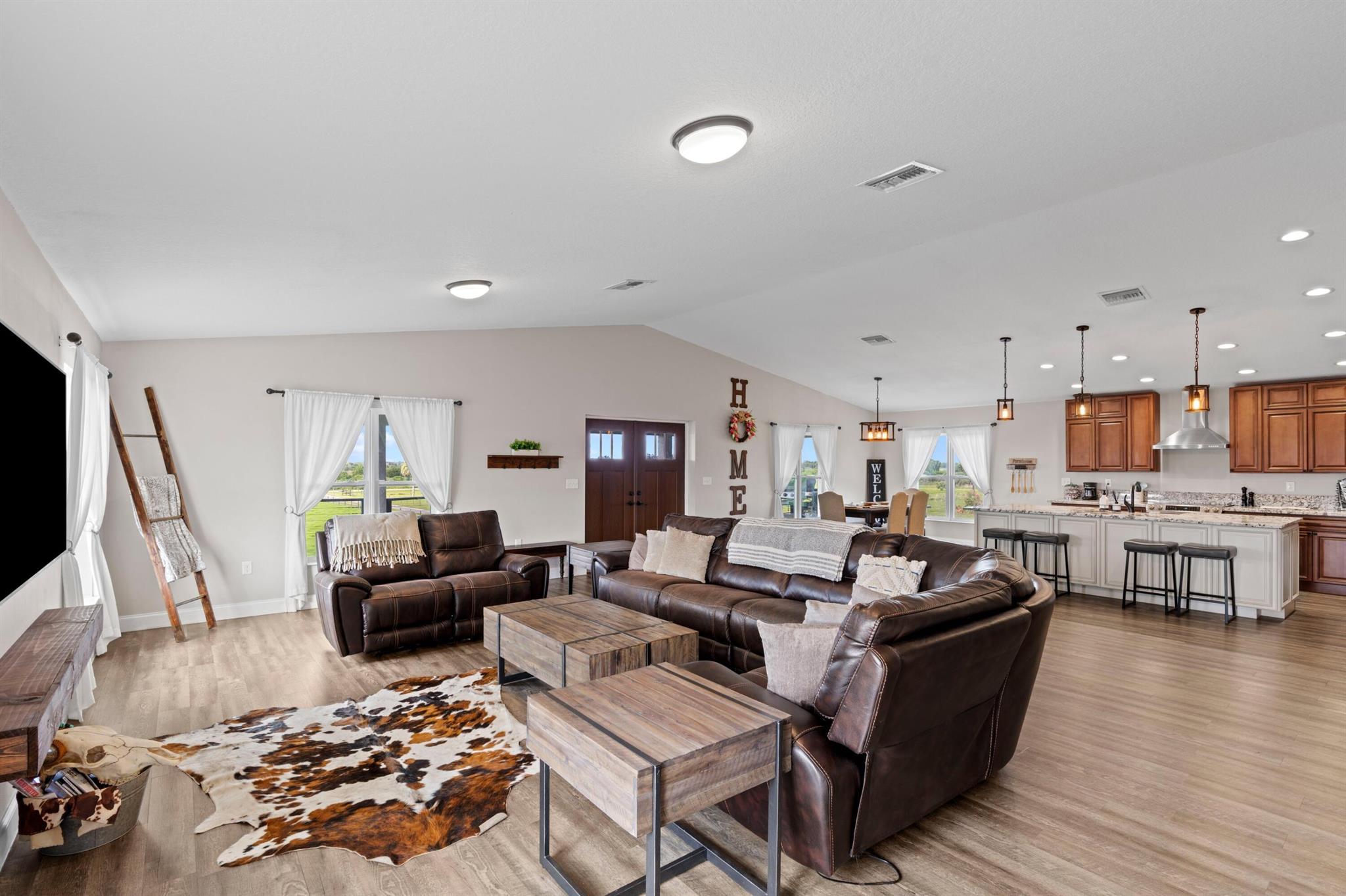 6536 SE 26th Trail