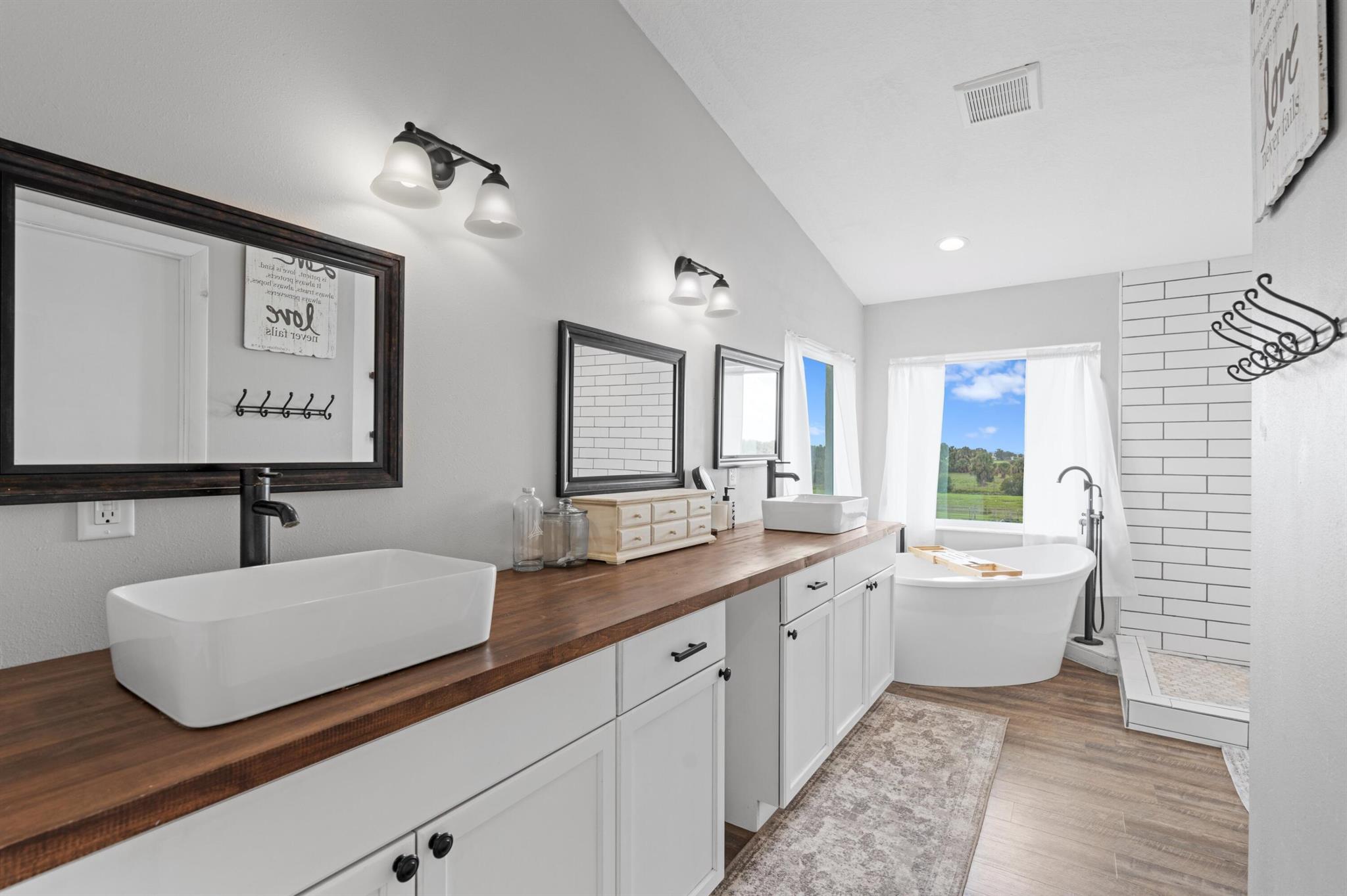 6536 SE 26th Trail