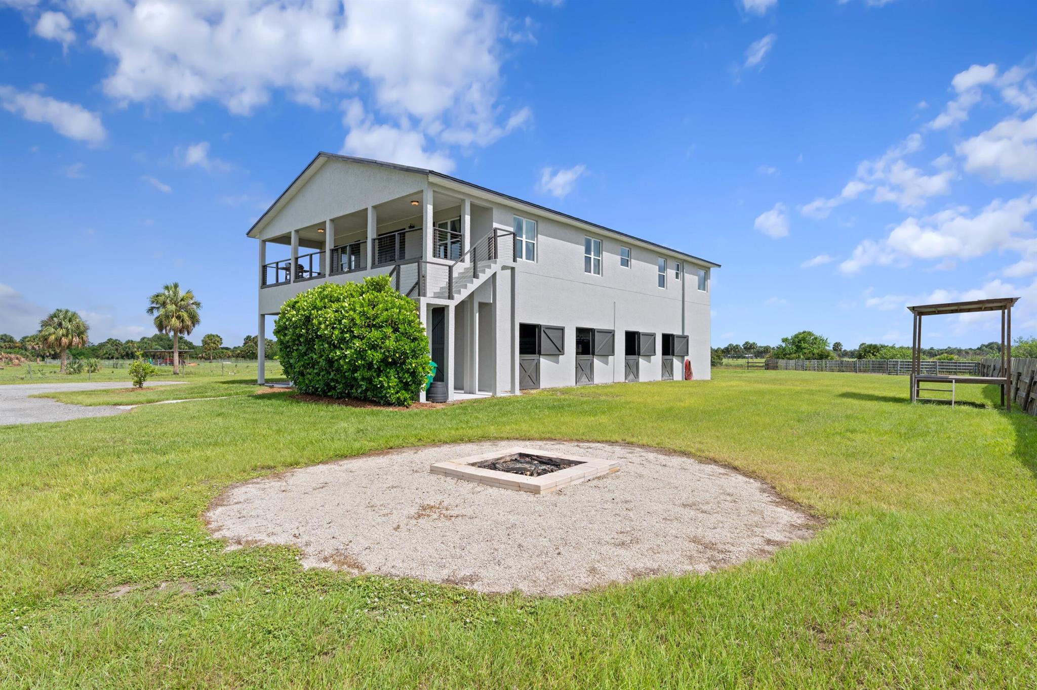 6536 SE 26th Trail