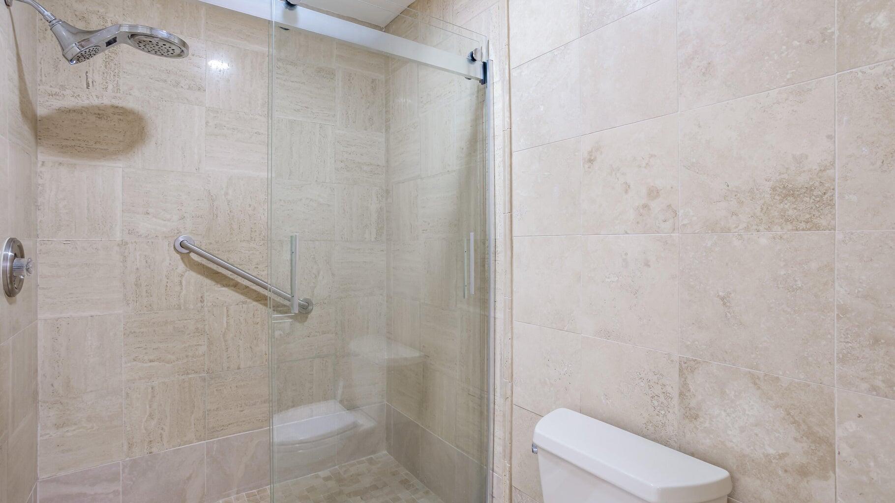 7460 La Paz Boulevard 208