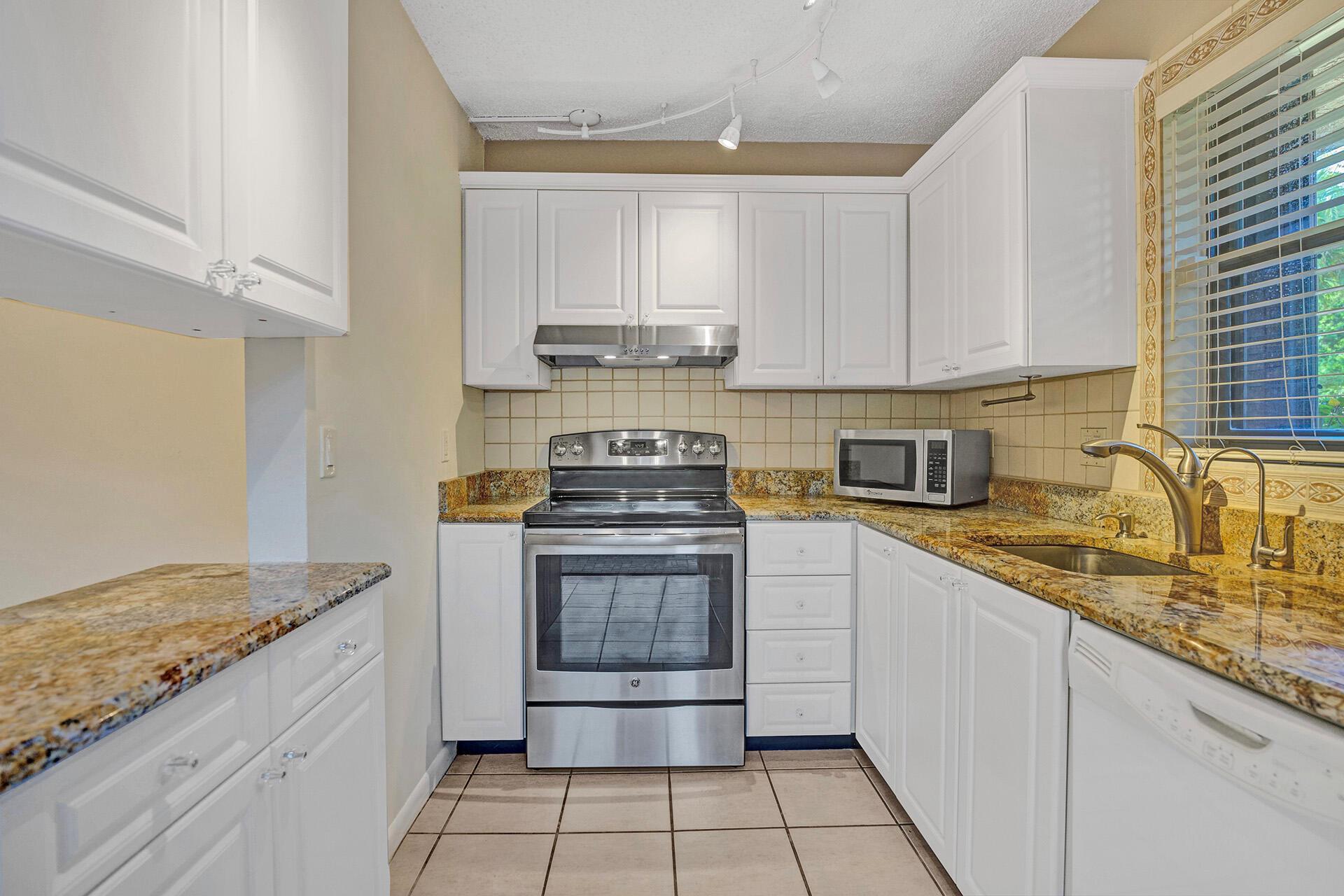 3134 SW 20th Terrace D