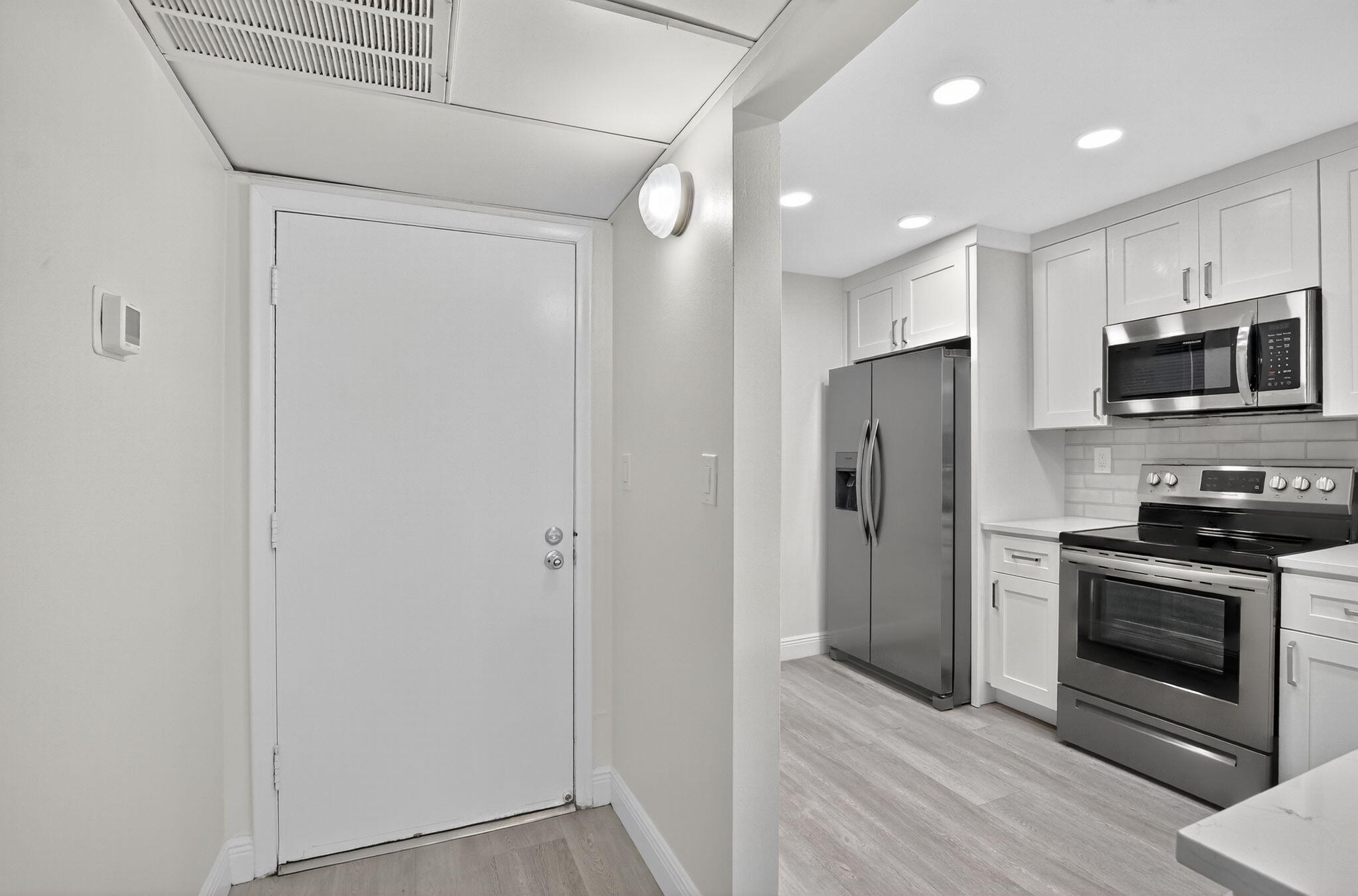 4 Royal Palm Way 3070