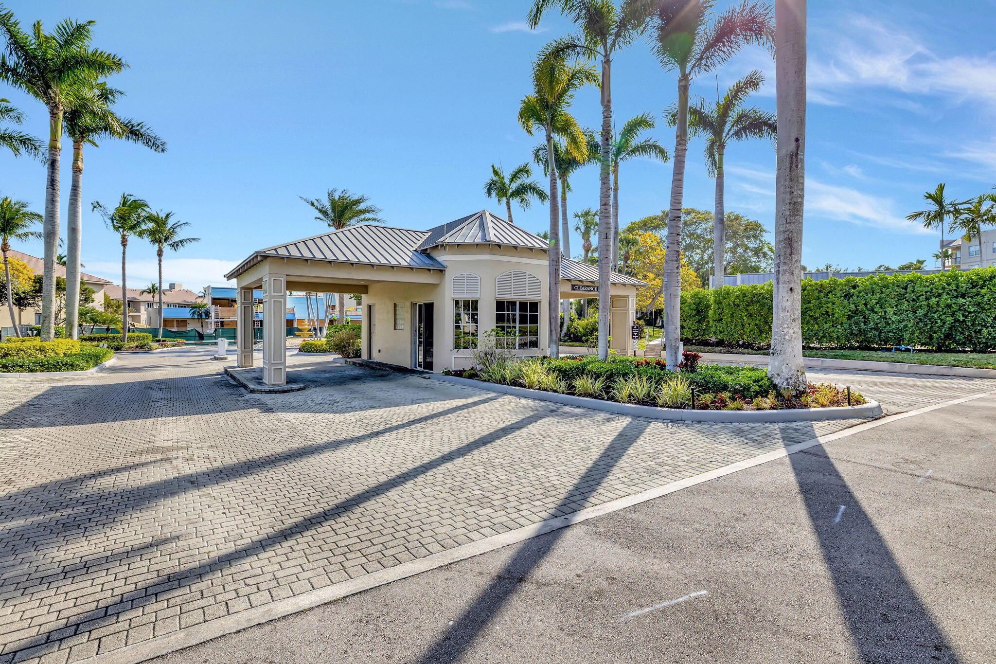 4 Royal Palm Way 3070