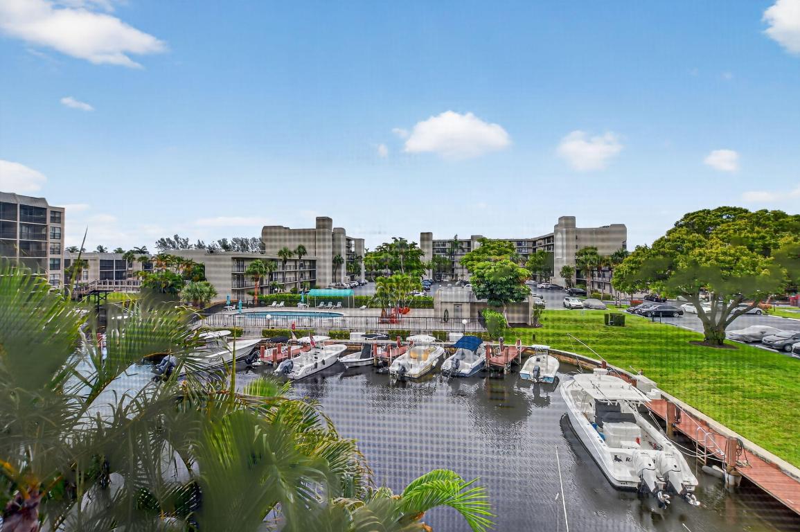 4 Royal Palm Way 3070