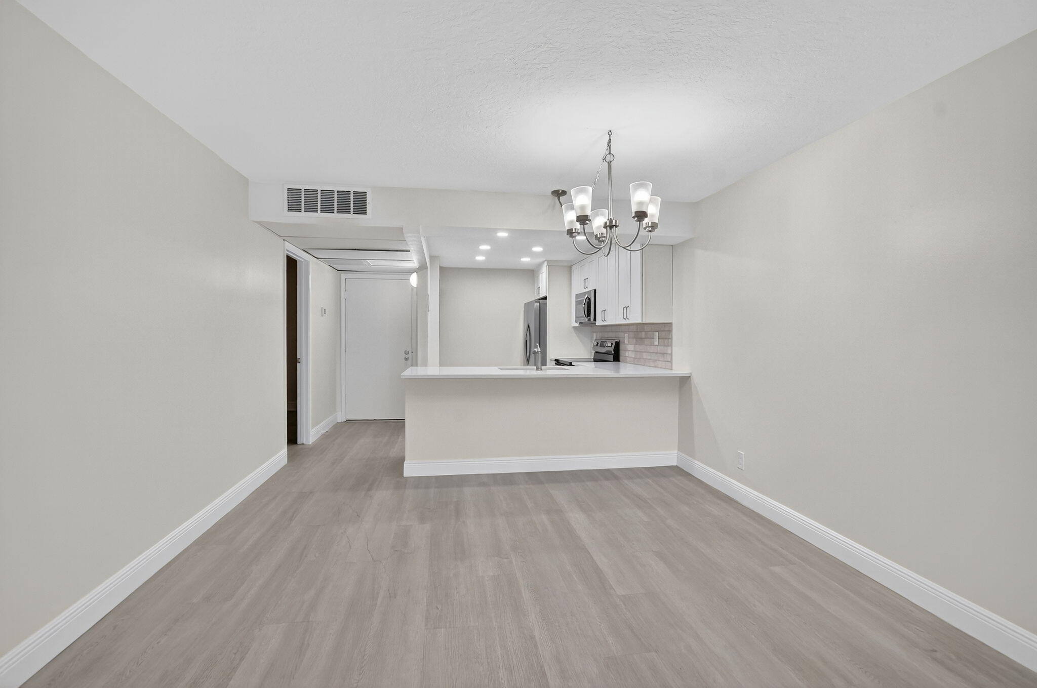 4 Royal Palm Way 3070