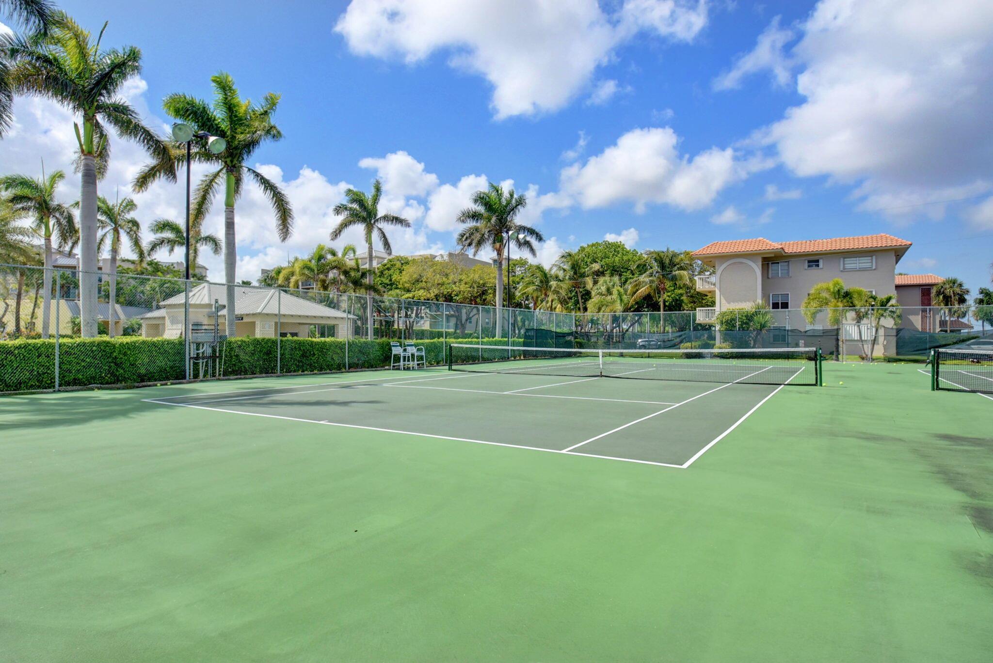 4 Royal Palm Way 3070