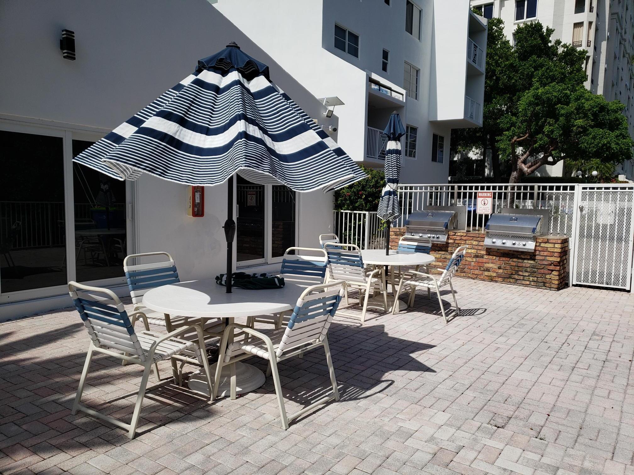 2850 NE 14th St Causeway 403b