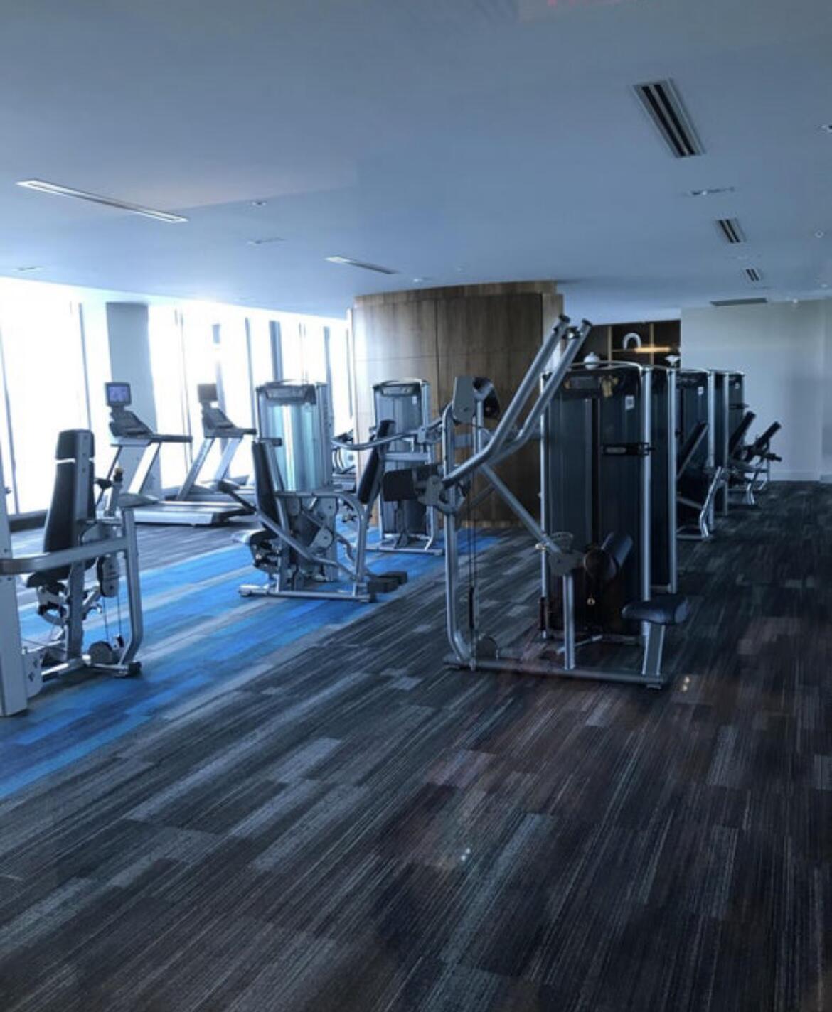 1180 N Federal Highway 1009