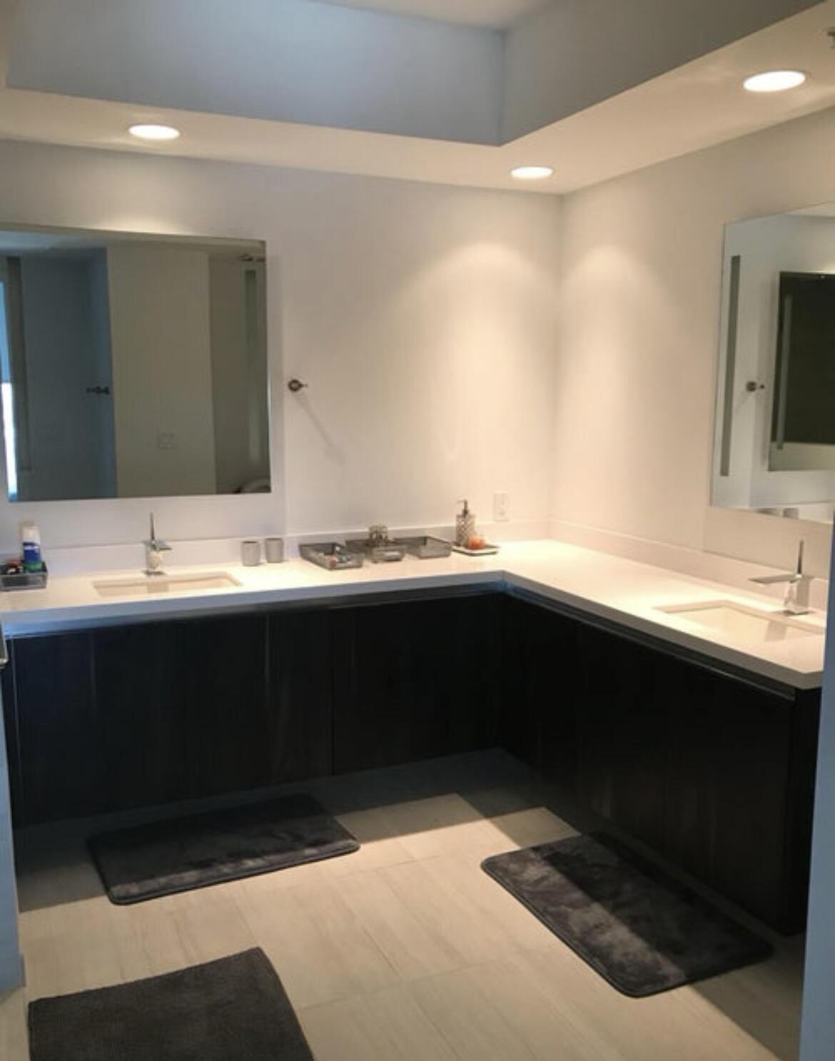 1180 N Federal Highway 1009