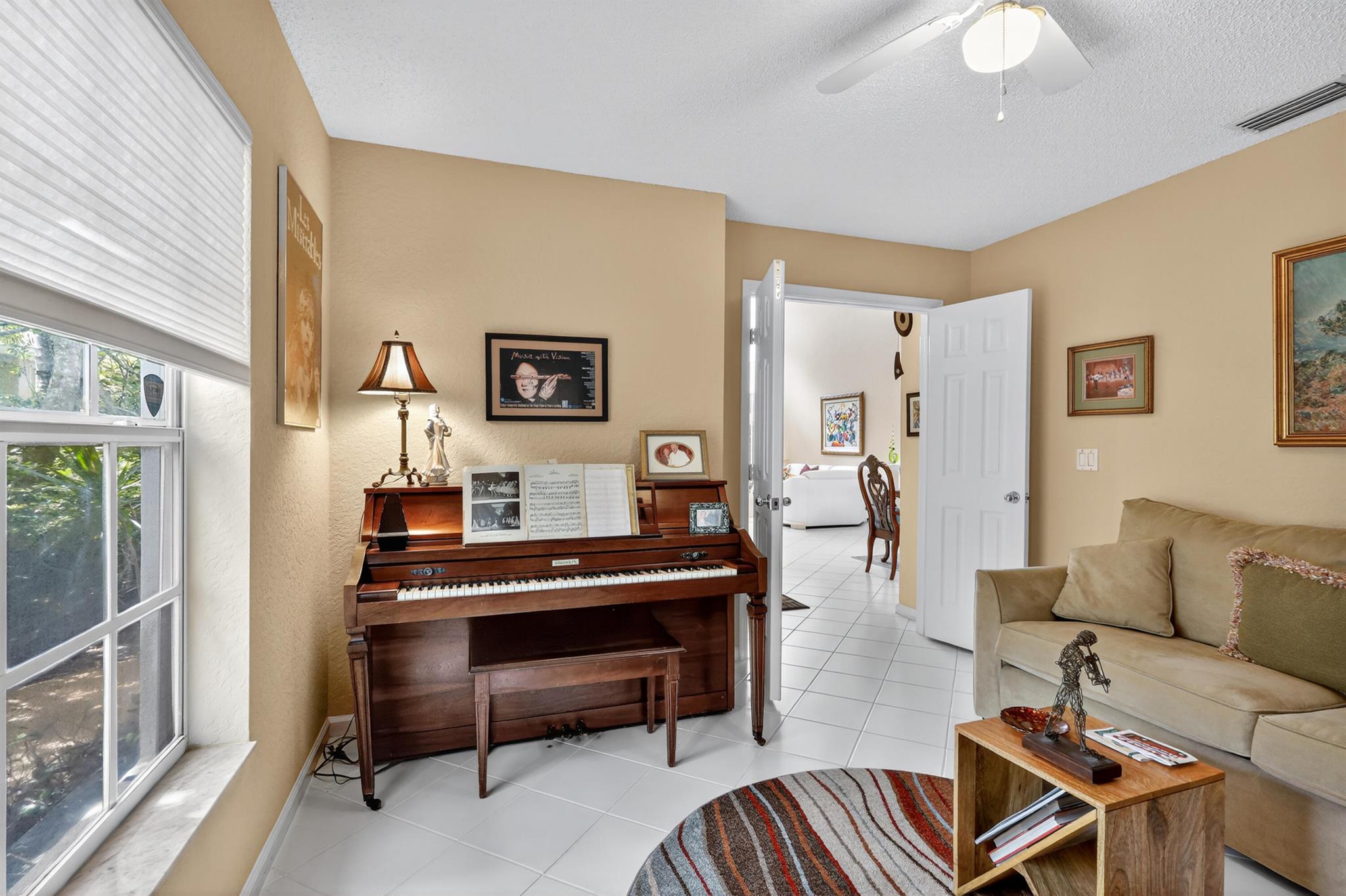 6118 Greenspointe Drive