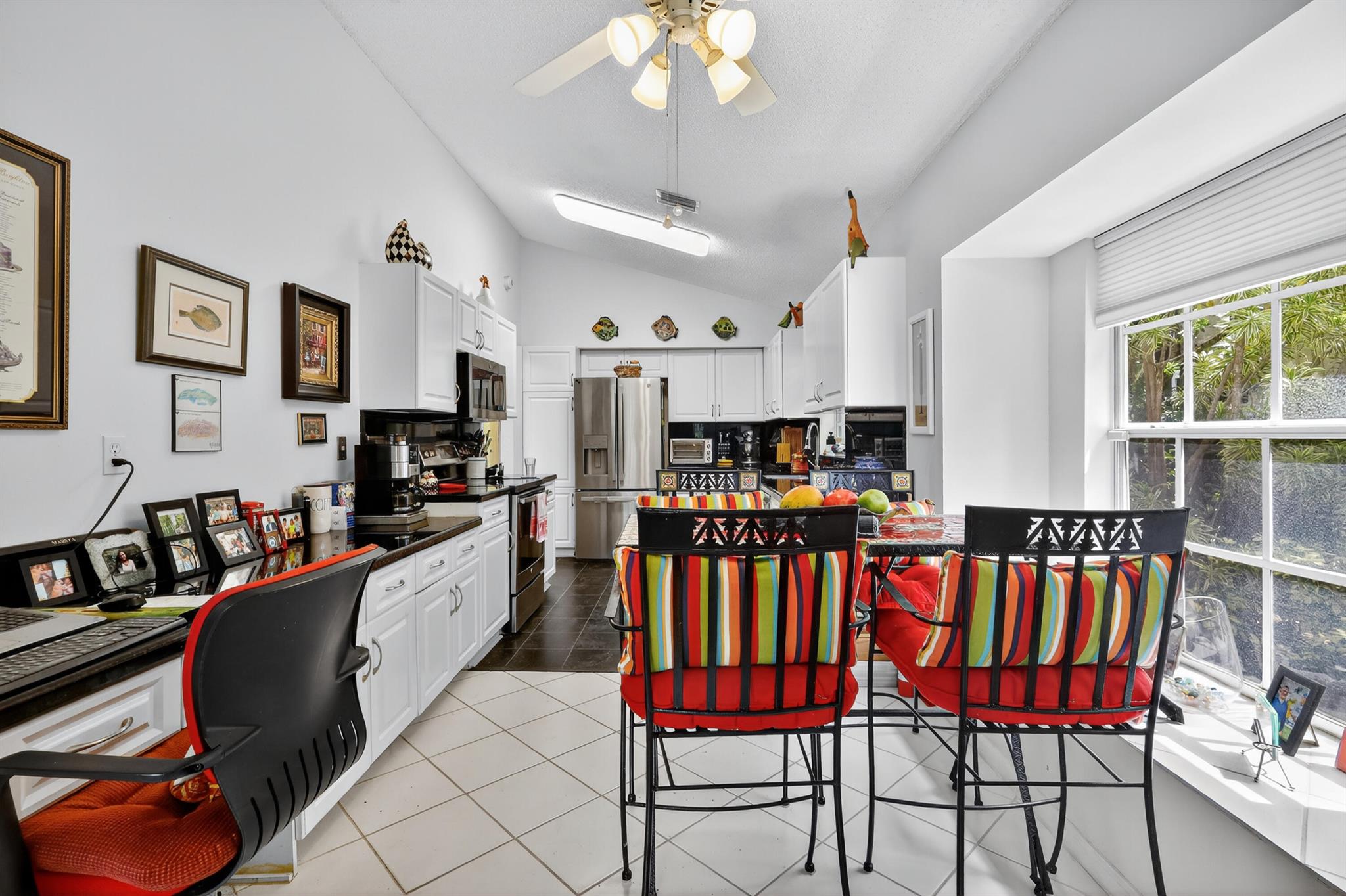 6118 Greenspointe Drive