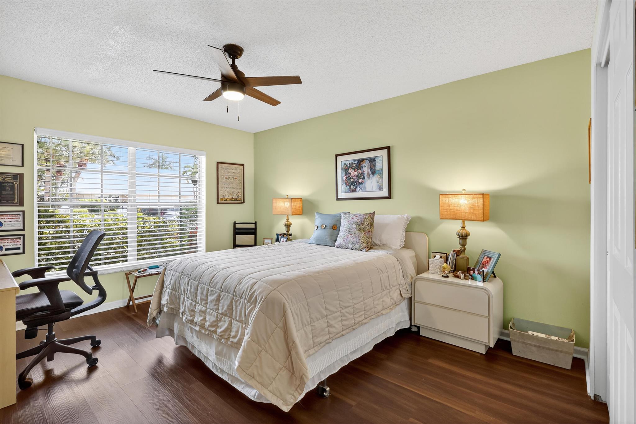 6118 Greenspointe Drive