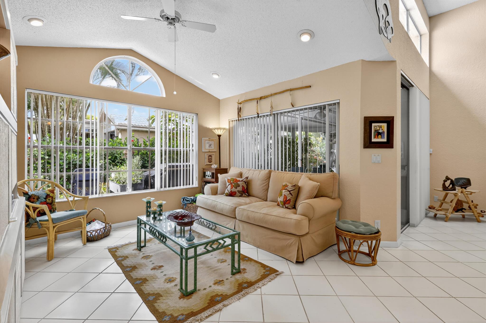 6118 Greenspointe Drive