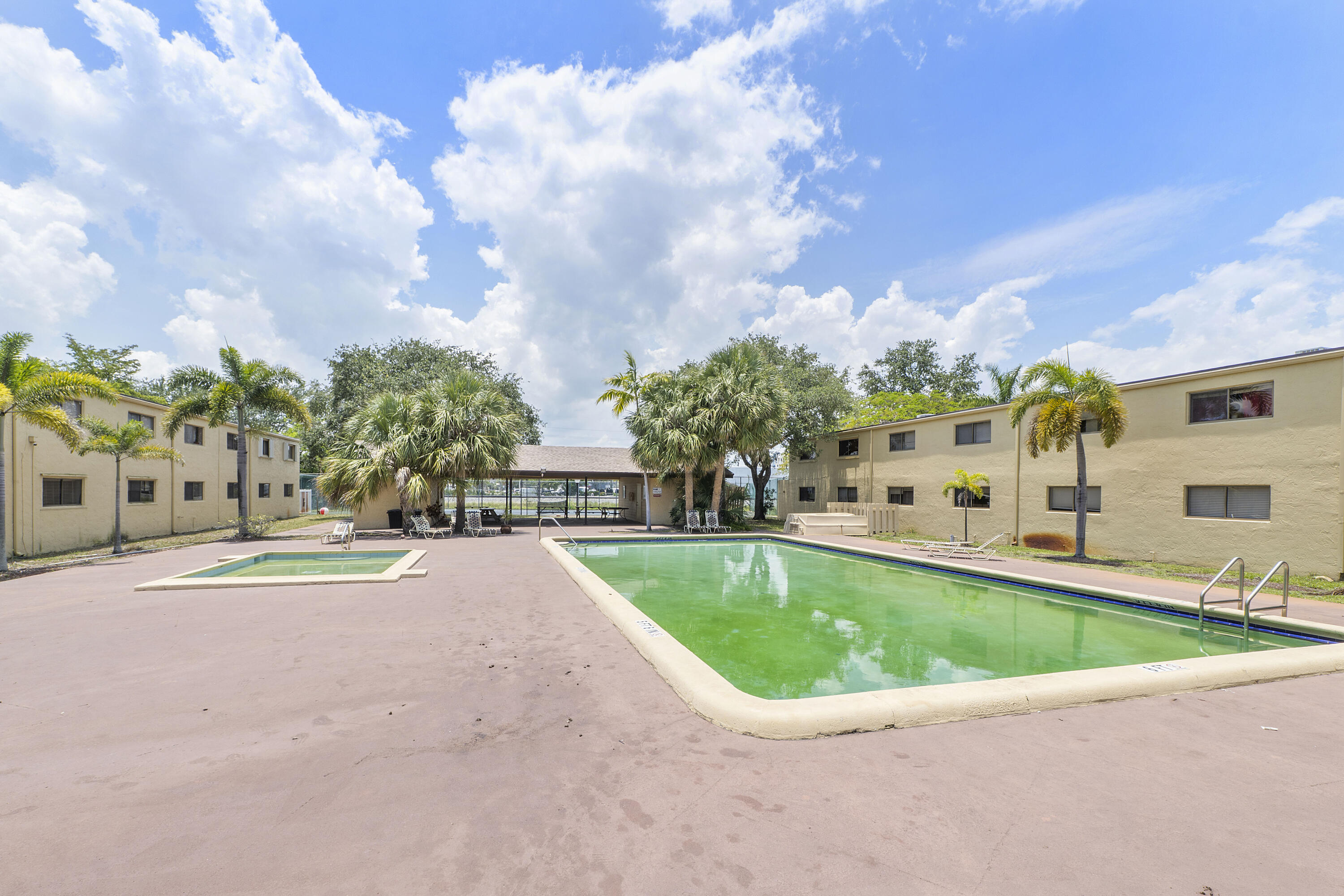 1325 S Flagler Avenue 104
