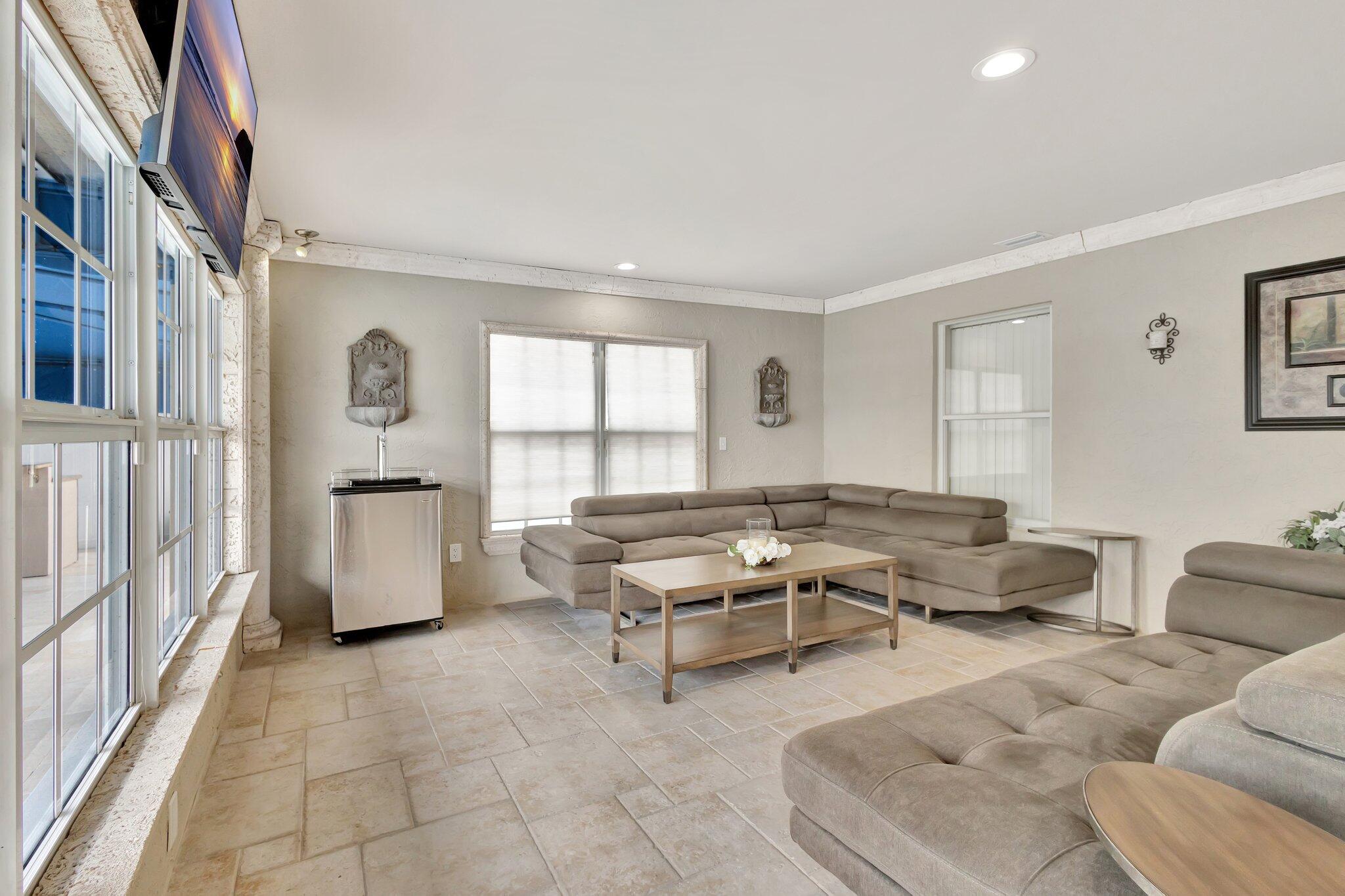 183 Cordoba Circle