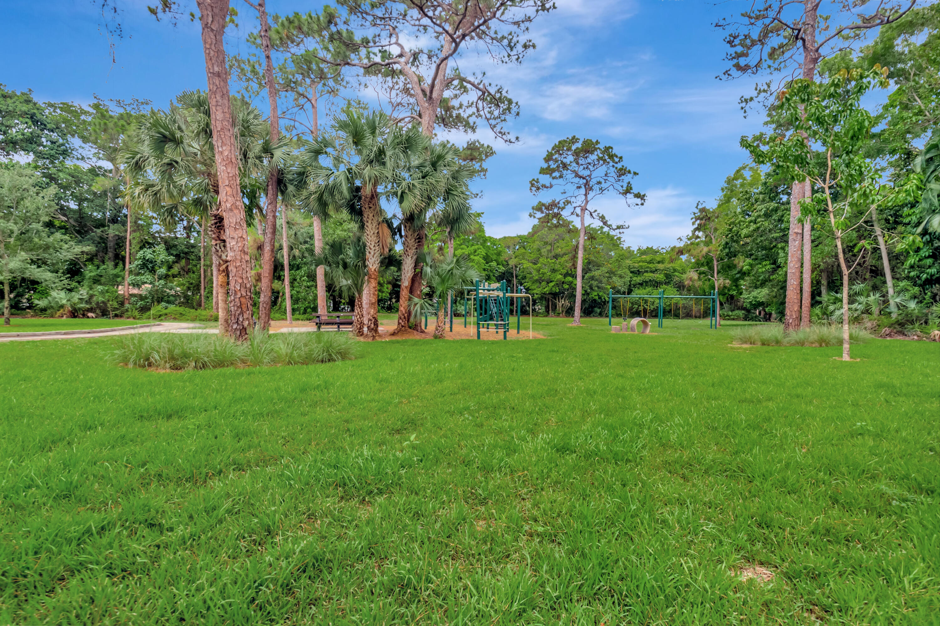 2244 NW 39th Drive