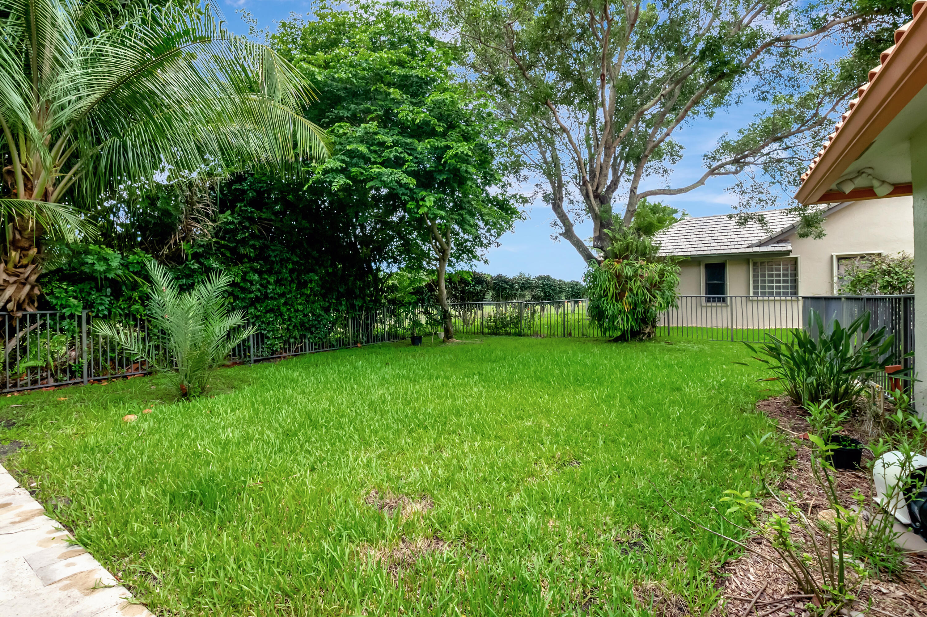 2244 NW 39th Drive