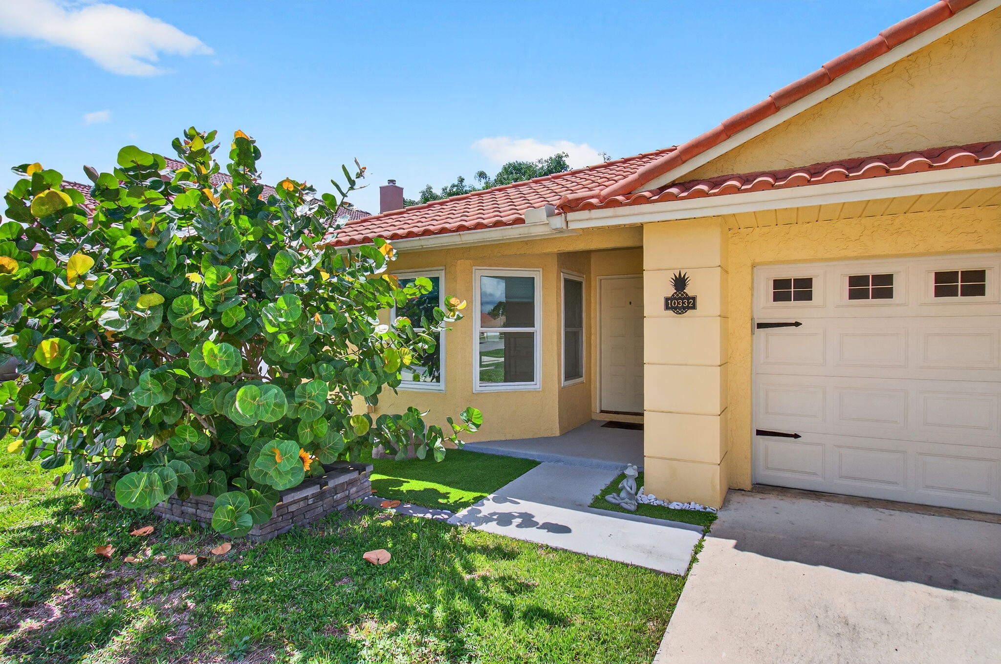 10332 Islander Drive
