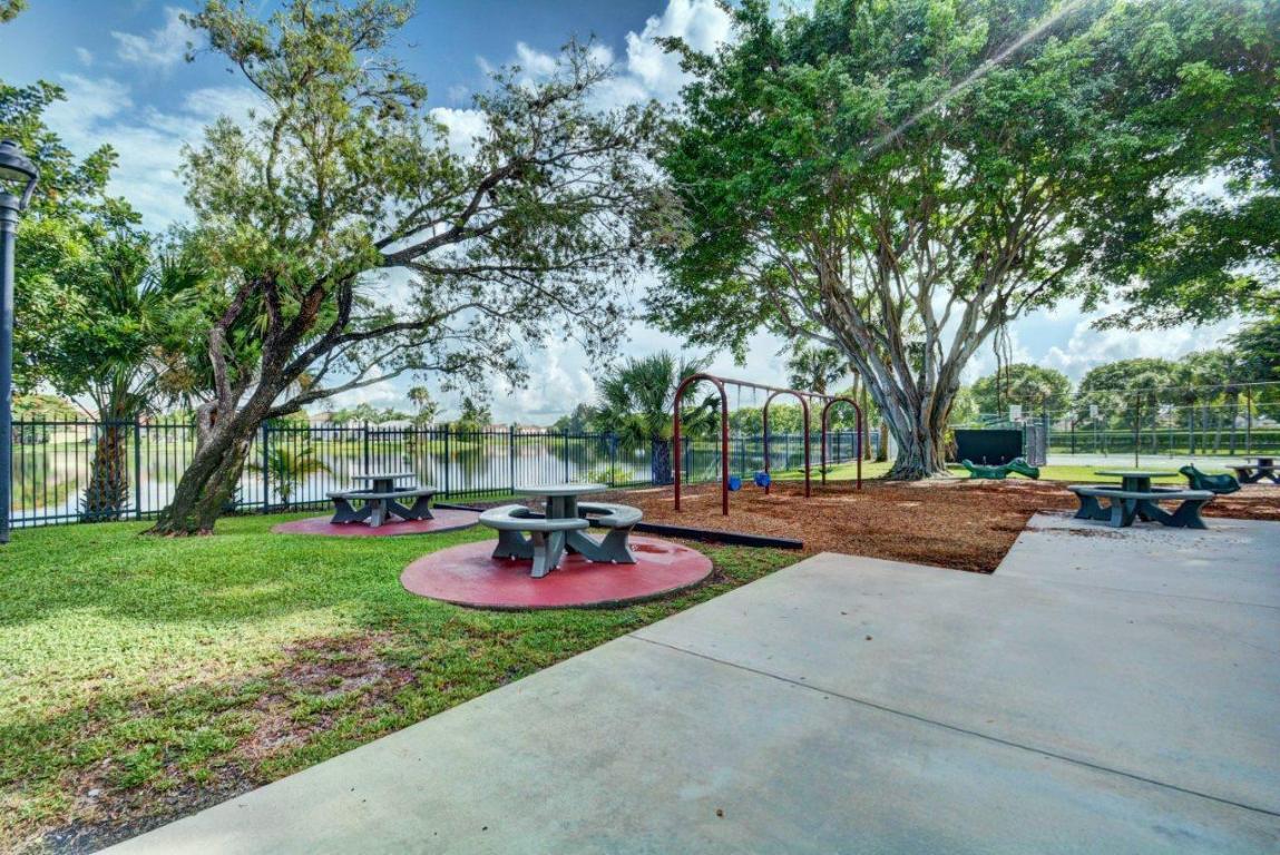 10332 Islander Drive